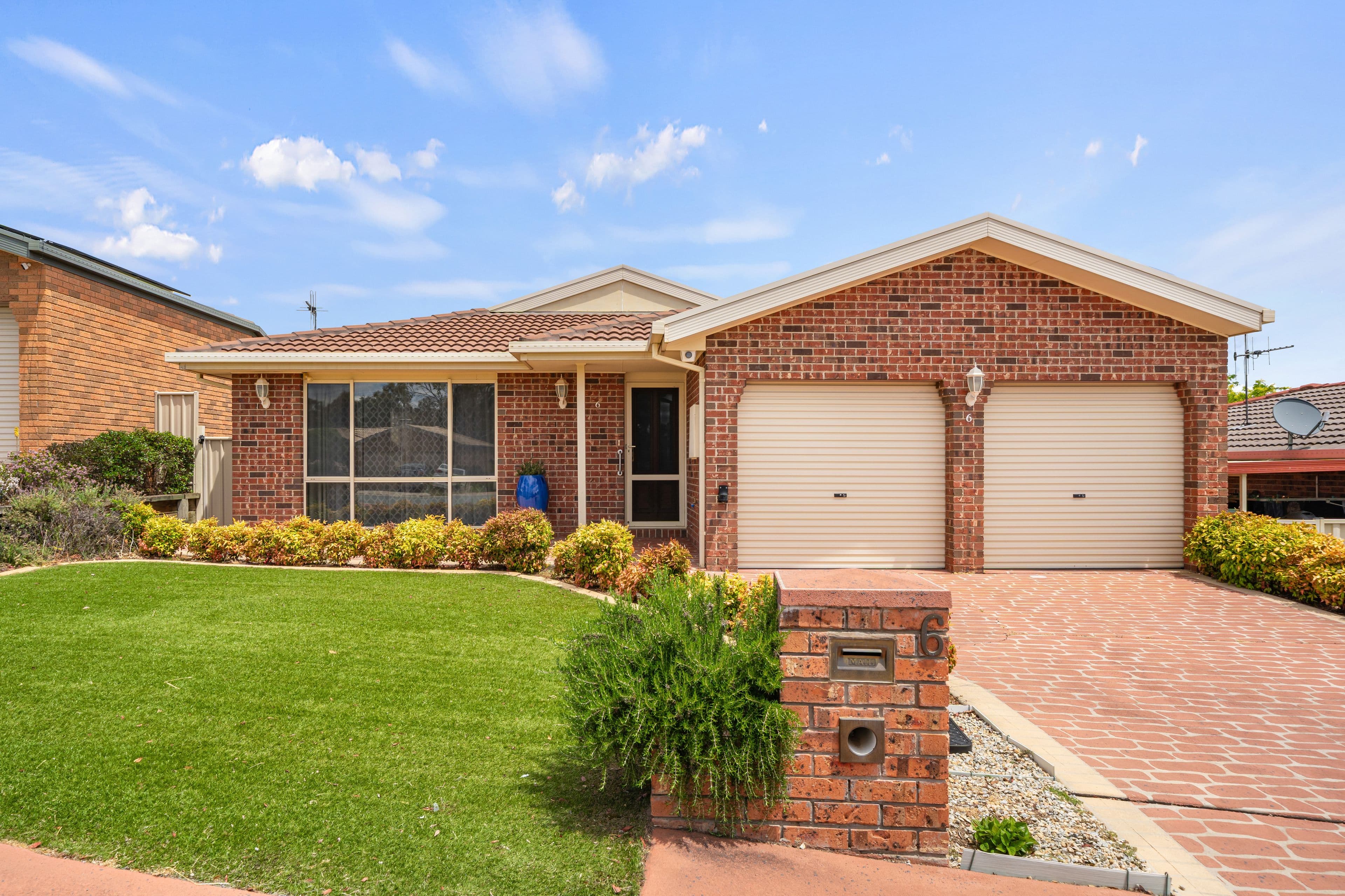 6 Dent Place , Conder ACT 2906, Conder - Image 1