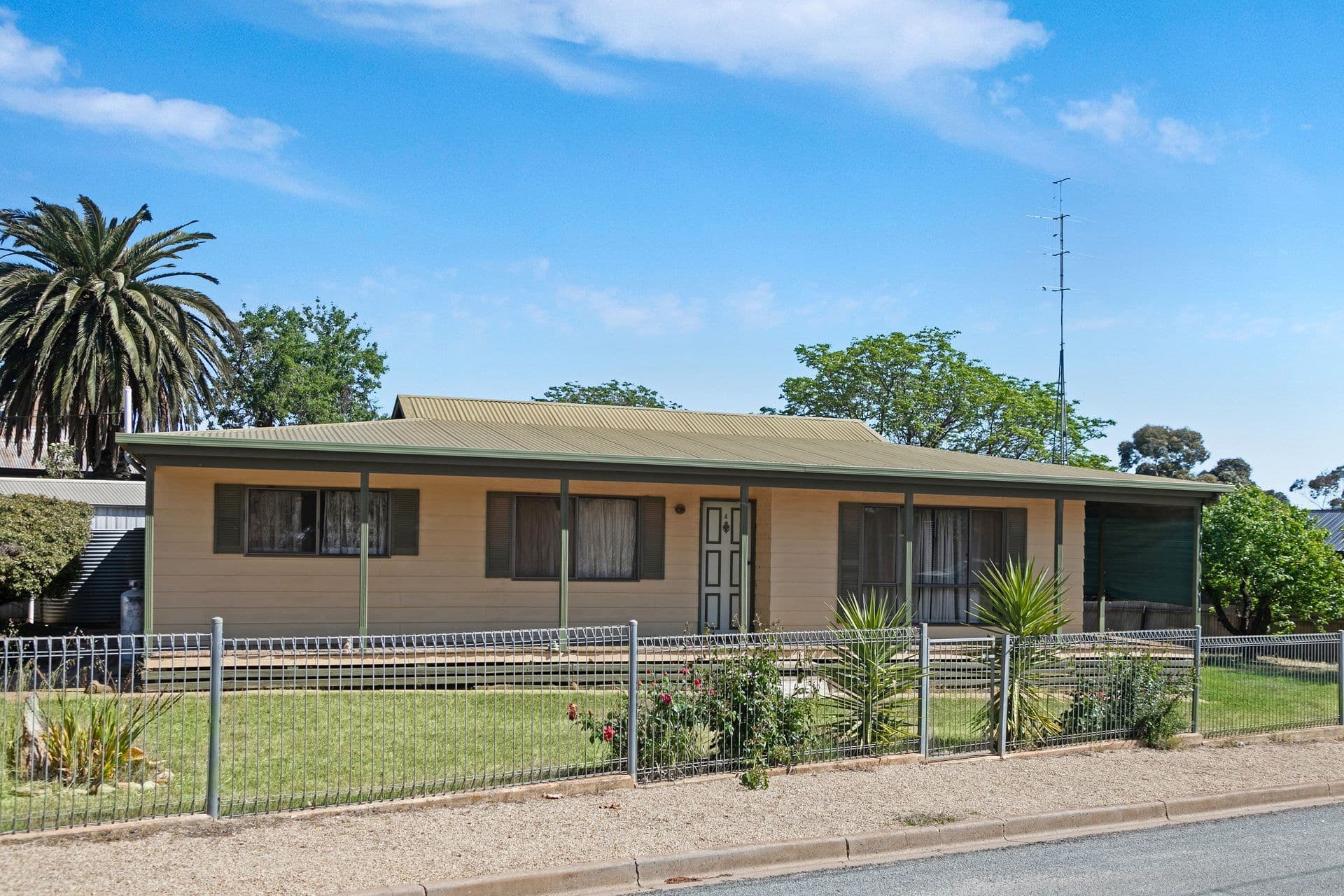 4 Moore Street , Blyth SA 5462, Blyth - Thumbnail 2