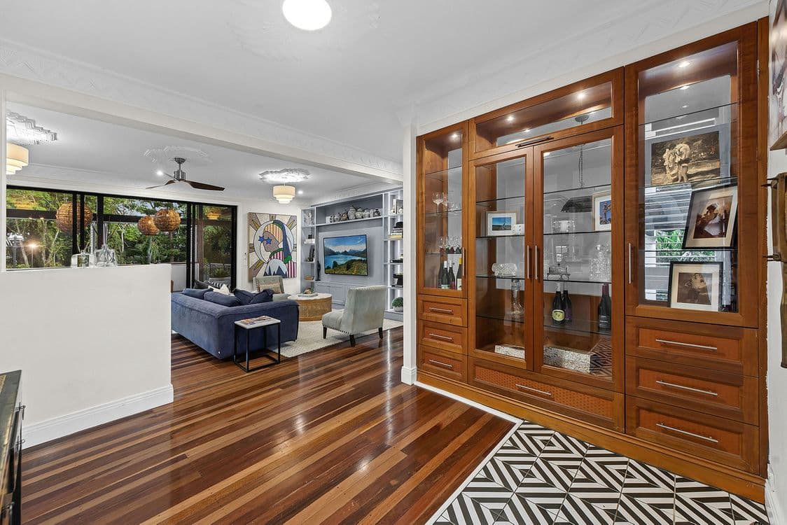 15 Orvieto Road, YERONGA, QLD 4104, Yeronga - Thumbnail 3
