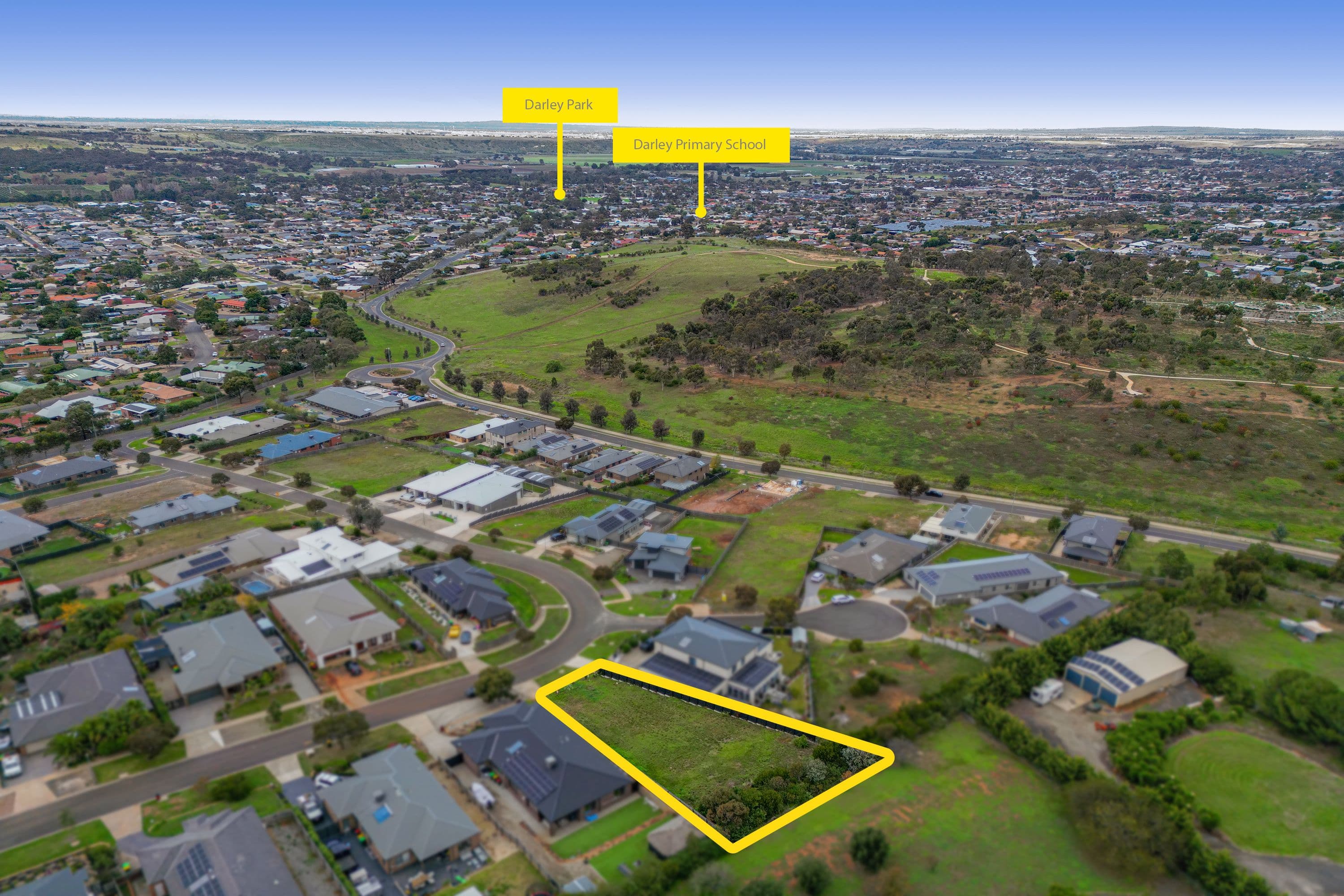 27 Darley Drive , Darley VIC 3340, Darley - Thumbnail 4
