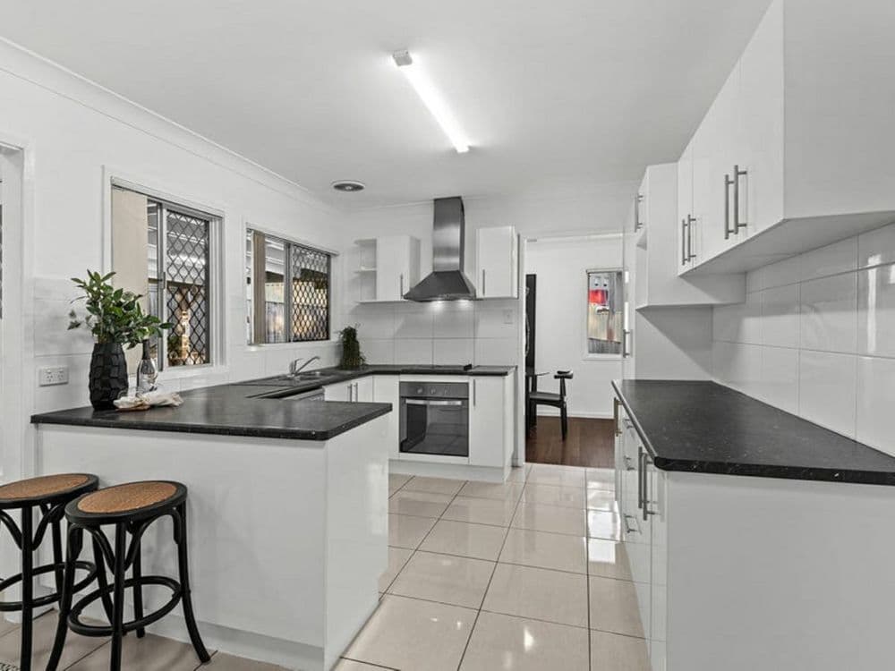15 Yvonne Street, YERONGA, QLD 4104, Yeronga - Thumbnail 8