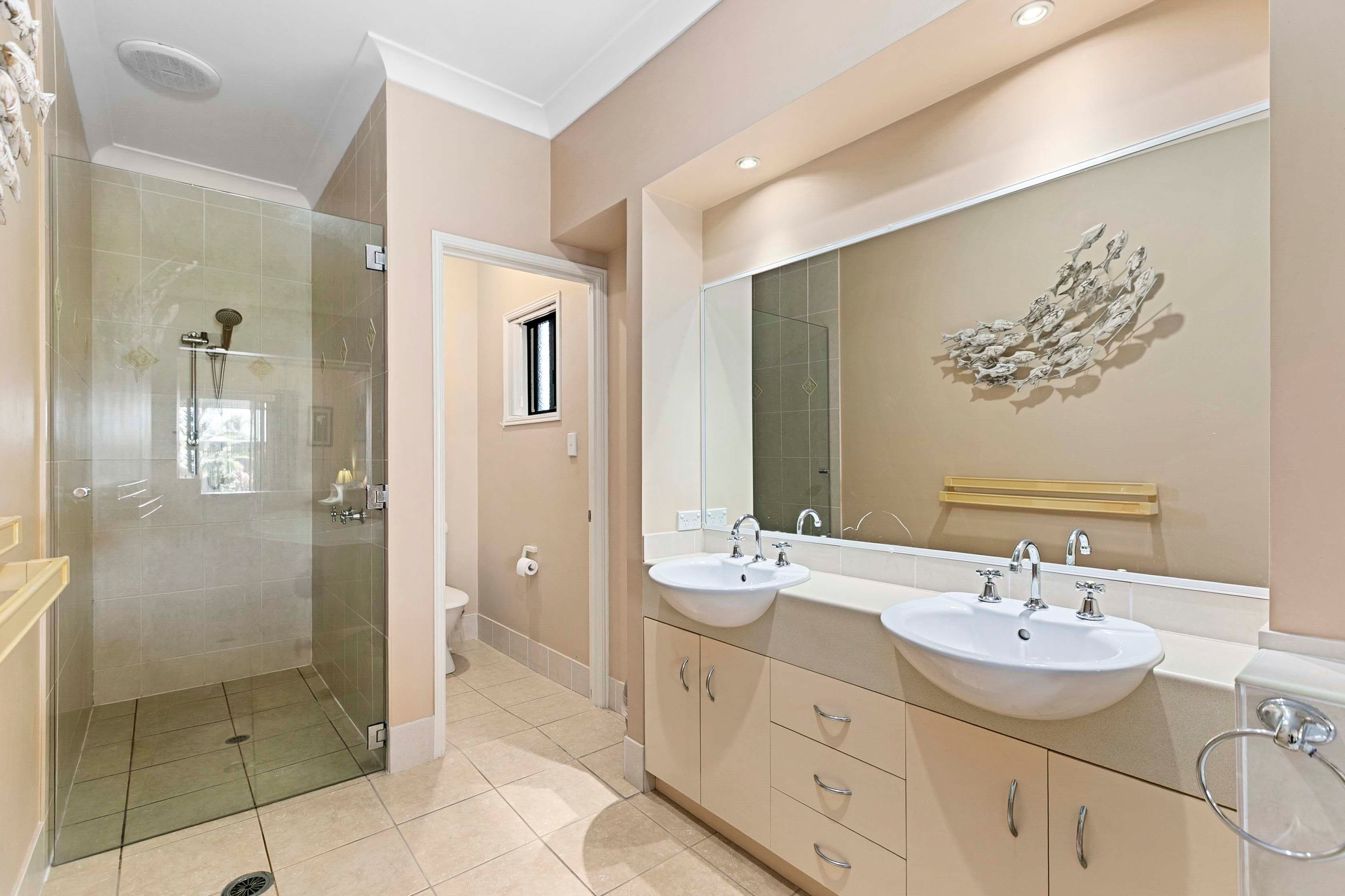 2 Davis Drive , Kawungan QLD 4655, Kawungan - Thumbnail 6