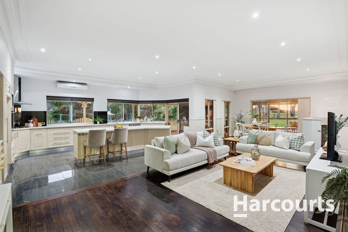 24 Seminara Place, MARIGINIUP, WA 6078, Mariginiup - Thumbnail 3