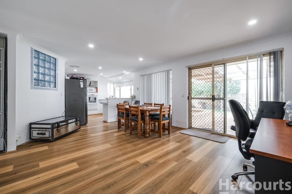 10 Brunel Court, CURRAMBINE, WA 6028, Currambine - Thumbnail 4