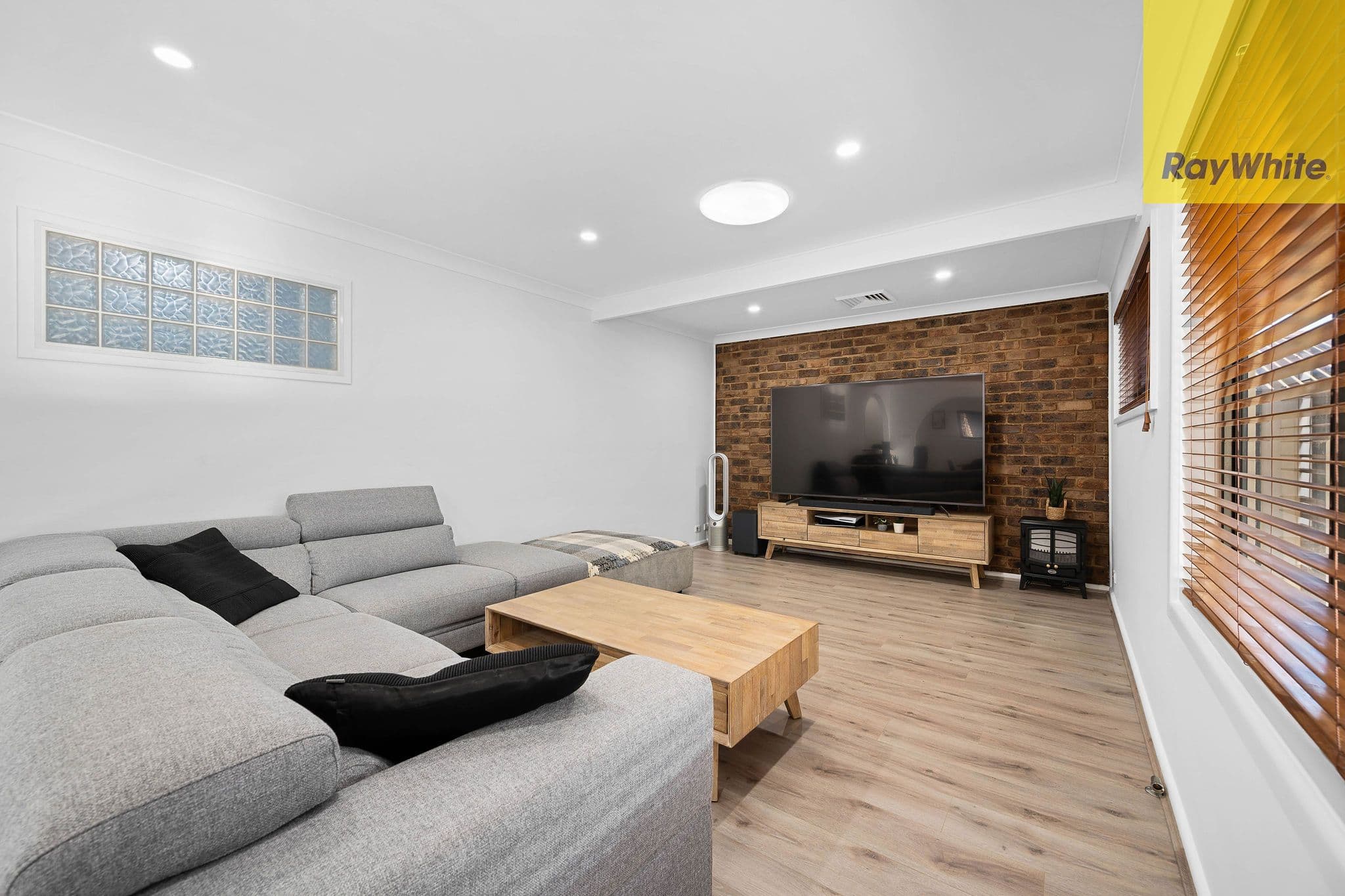 2 Menin Place , Milperra NSW 2214, Milperra - Thumbnail 5
