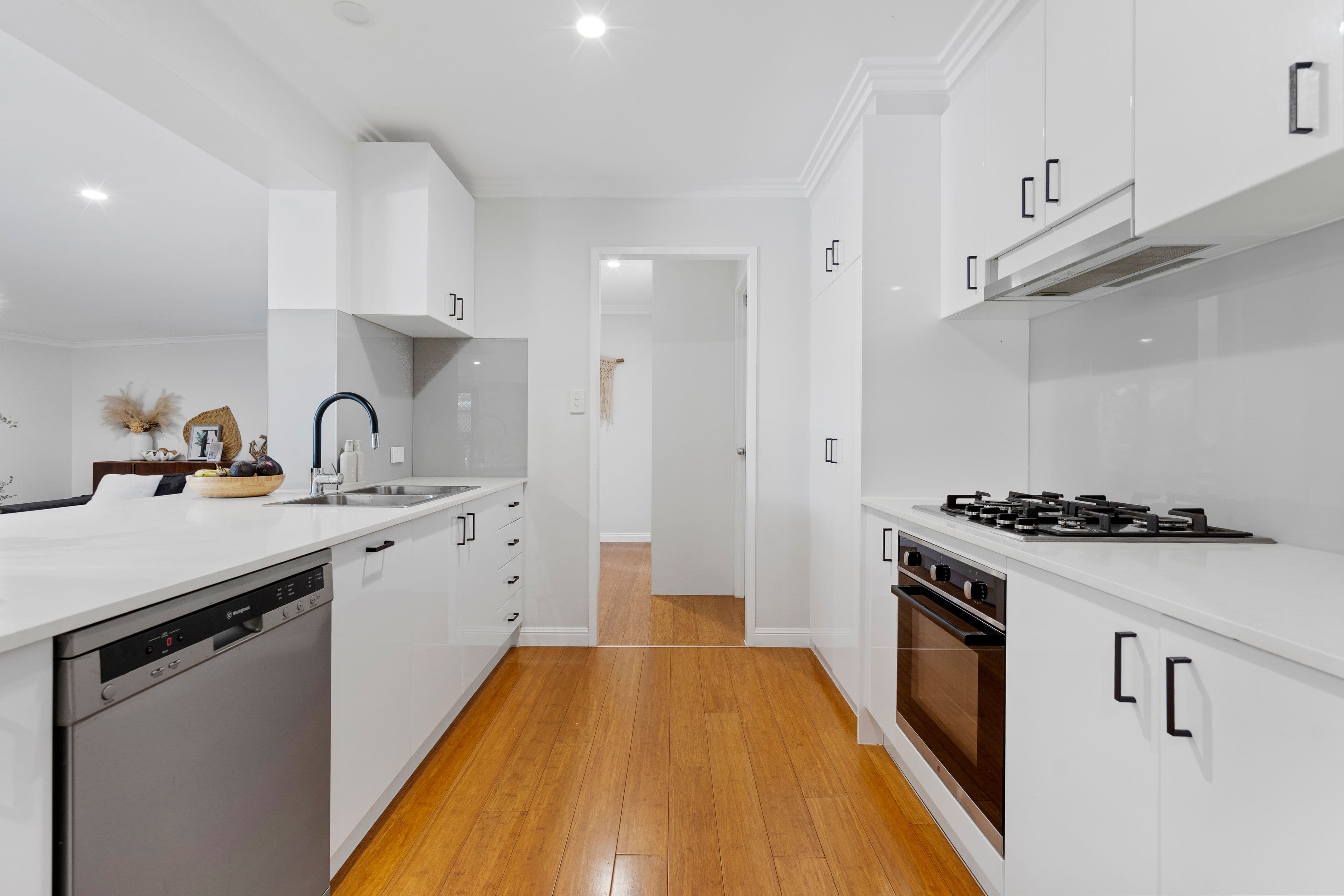 5 Culloden Court , Highland Park QLD 4211, Highland Park - Thumbnail 4