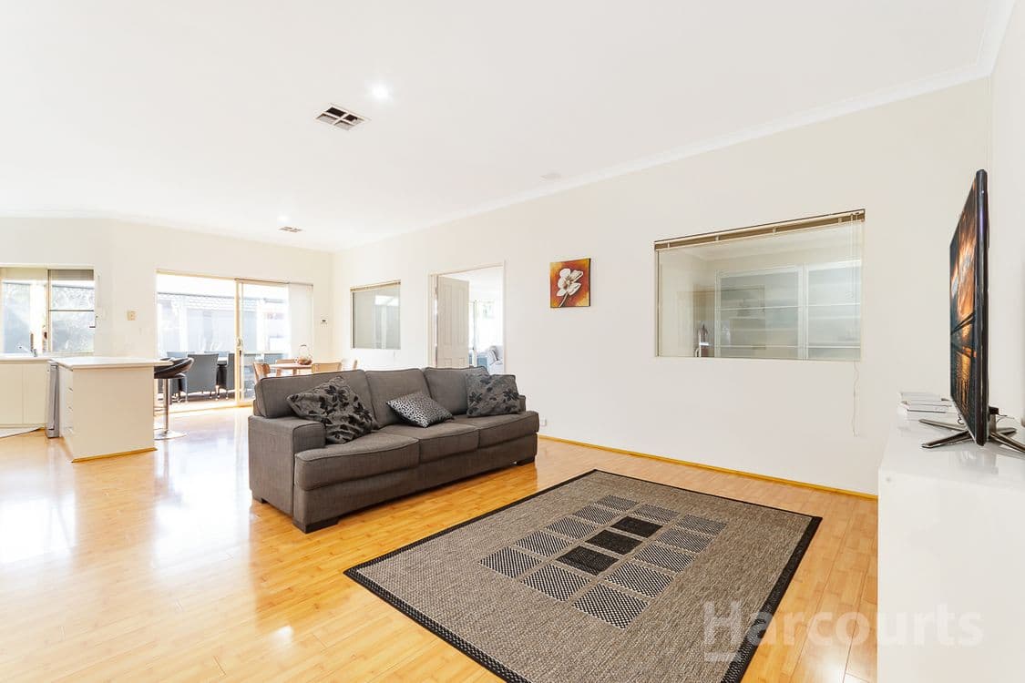 4 Domeney Place, LANDSDALE, WA 6065, Landsdale - Thumbnail 3