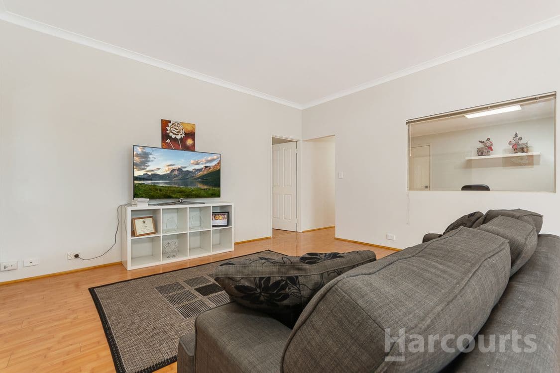 4 Domeney Place, LANDSDALE, WA 6065, Landsdale - Thumbnail 4
