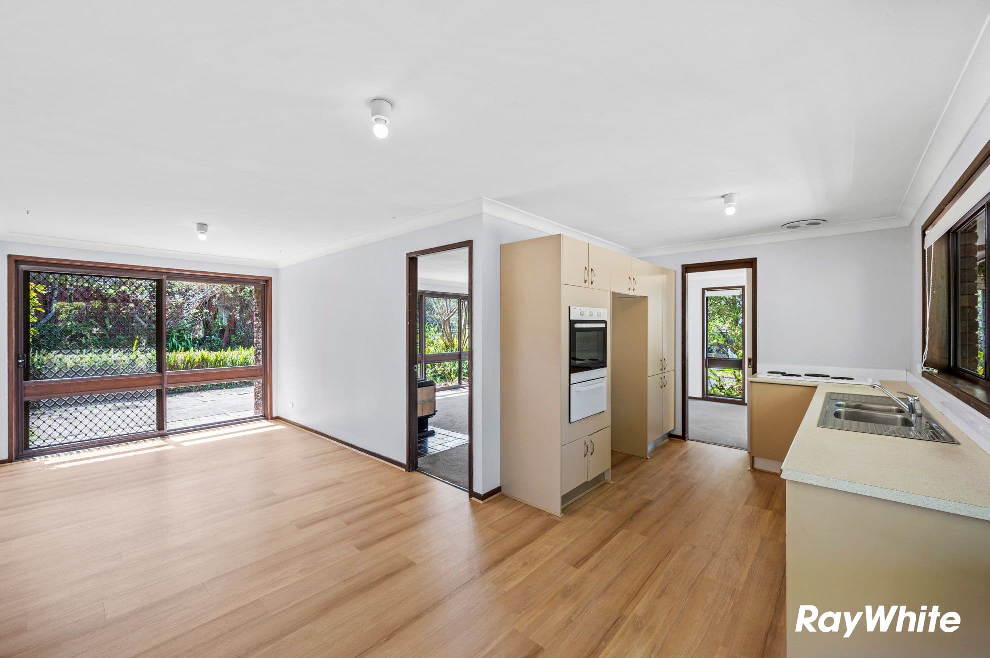 16 Johnson Place , Surf Beach NSW 2536, Surf Beach - Thumbnail 4