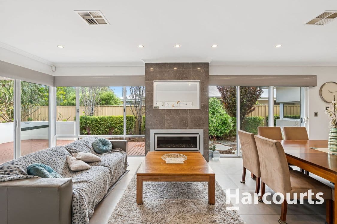 31 Newmarket Parade, BUTLER, WA 6036, Butler - Thumbnail 2