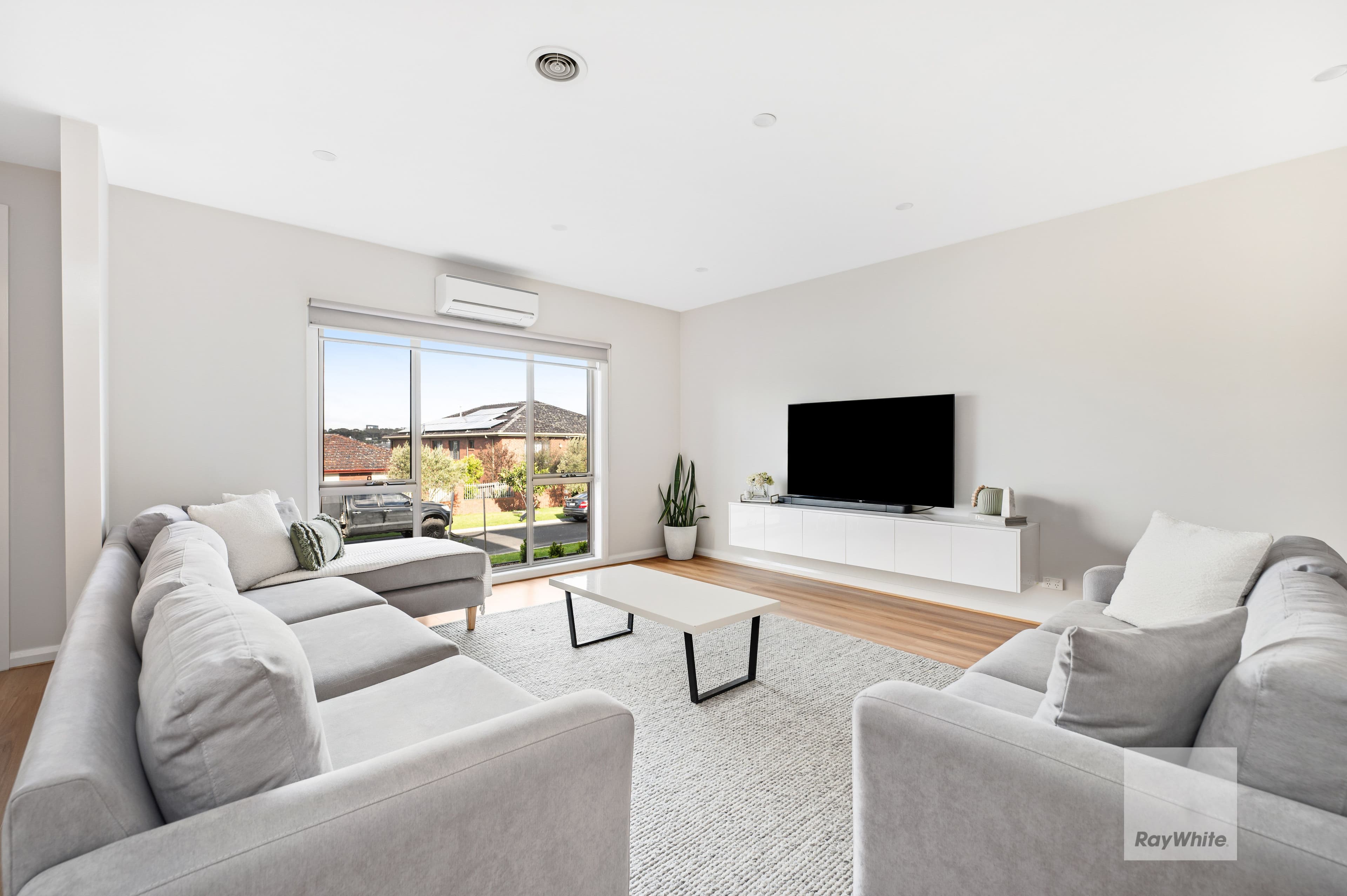 17 Gwilt Street , Westmeadows VIC 3049, Westmeadows - Thumbnail 4