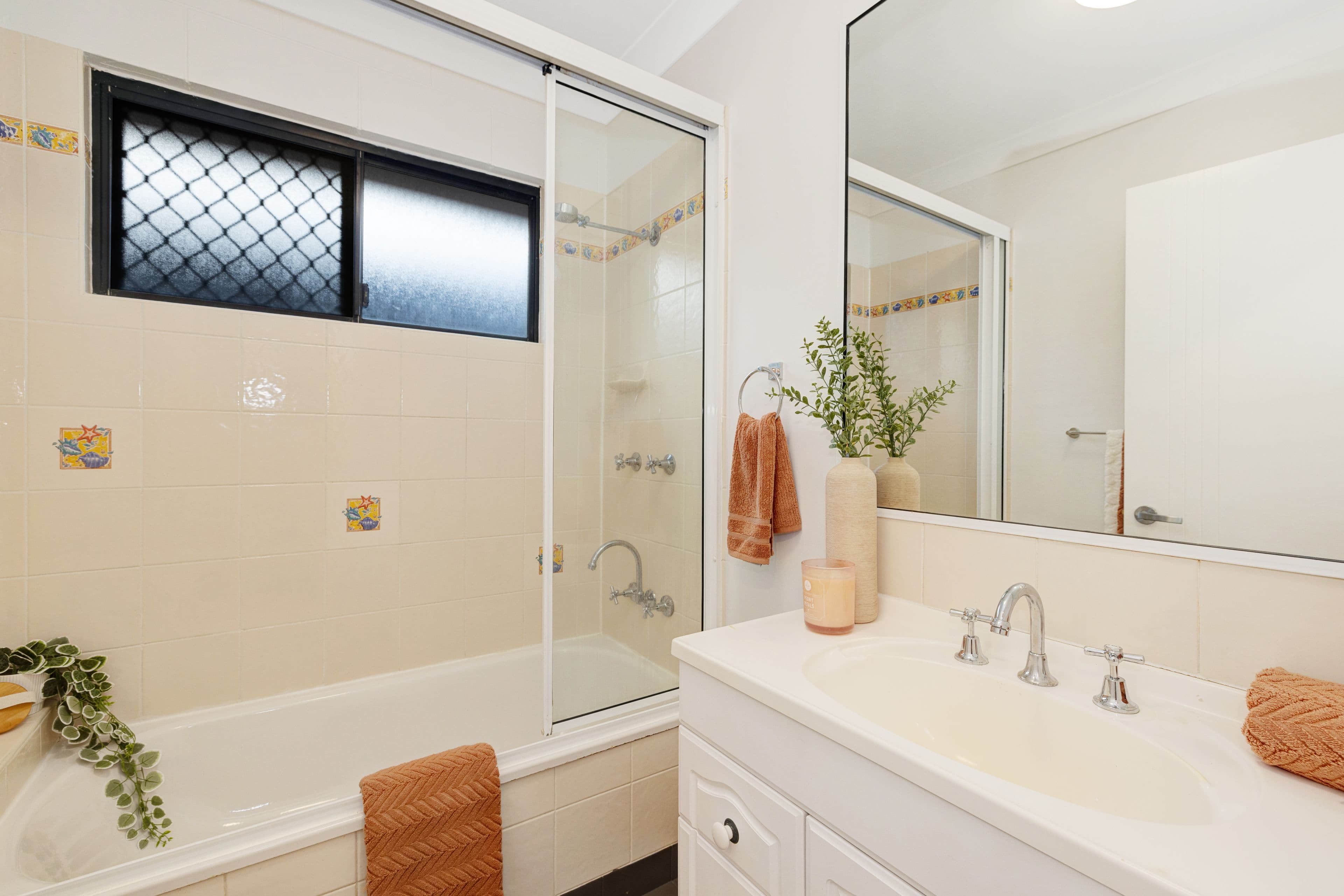 23 Elton Drive , Kelso QLD 4815, Kelso - Thumbnail 6