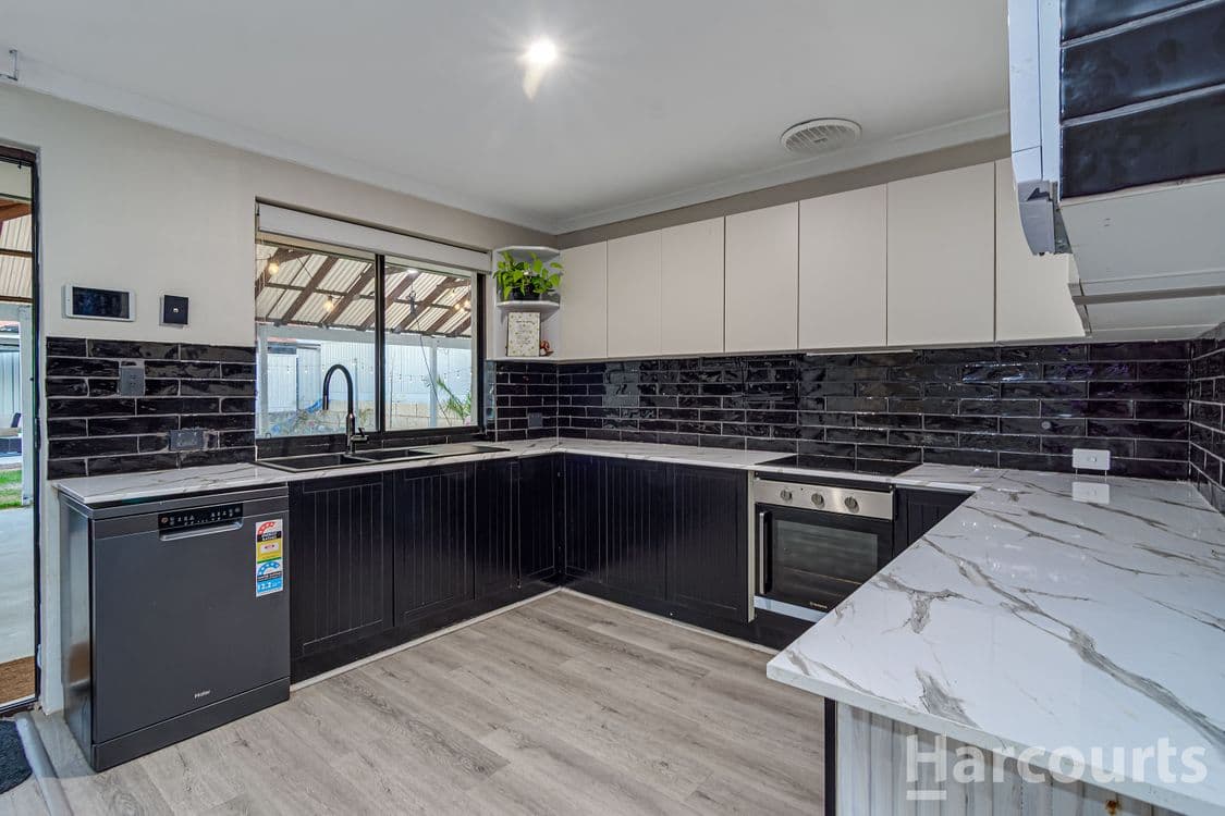 5 Wilcannia Elbow, CURRAMBINE, WA 6028, Currambine - Thumbnail 2
