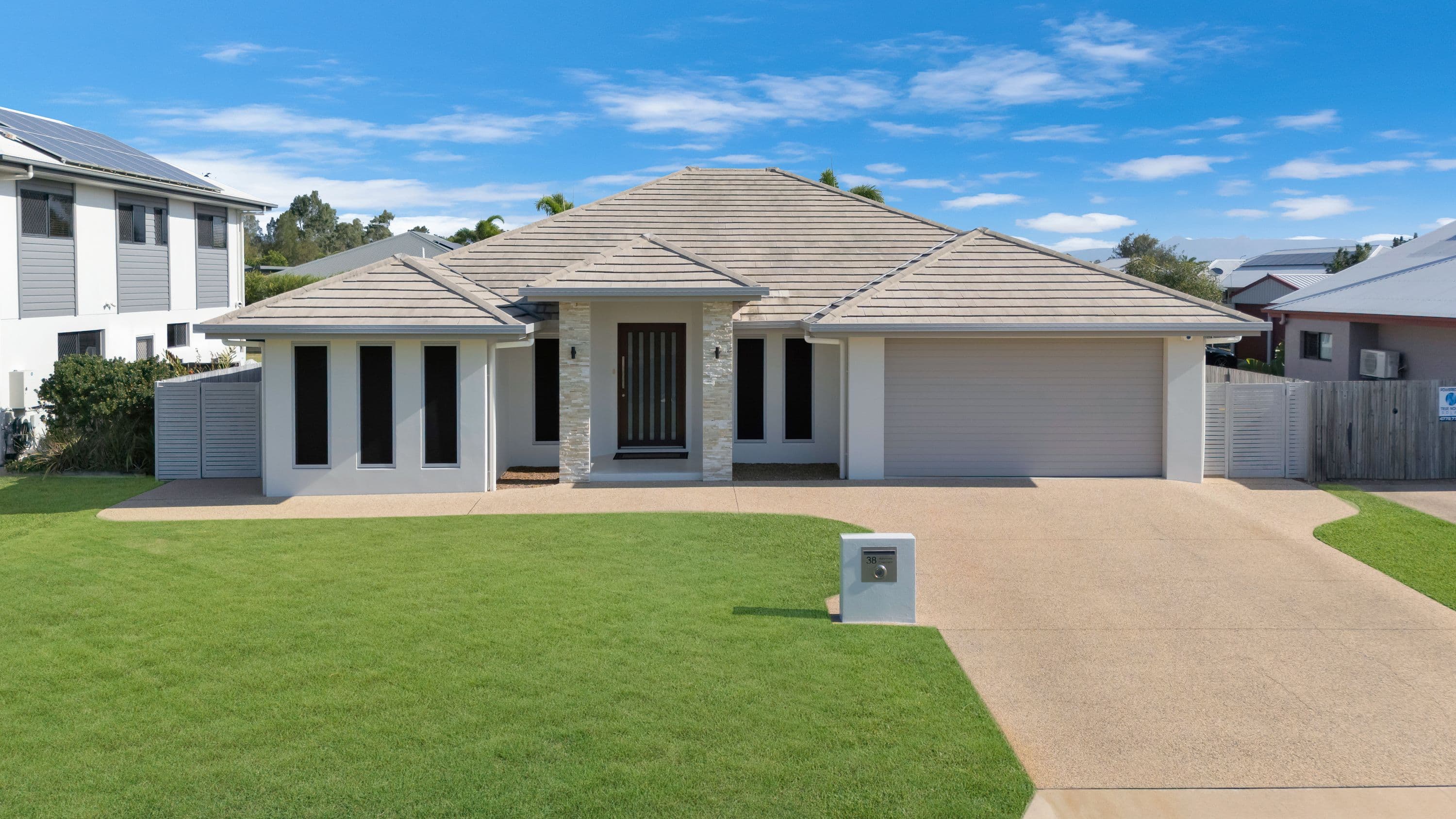 38 Ashmore Crescent , Burdell QLD 4818, Burdell - Thumbnail 2