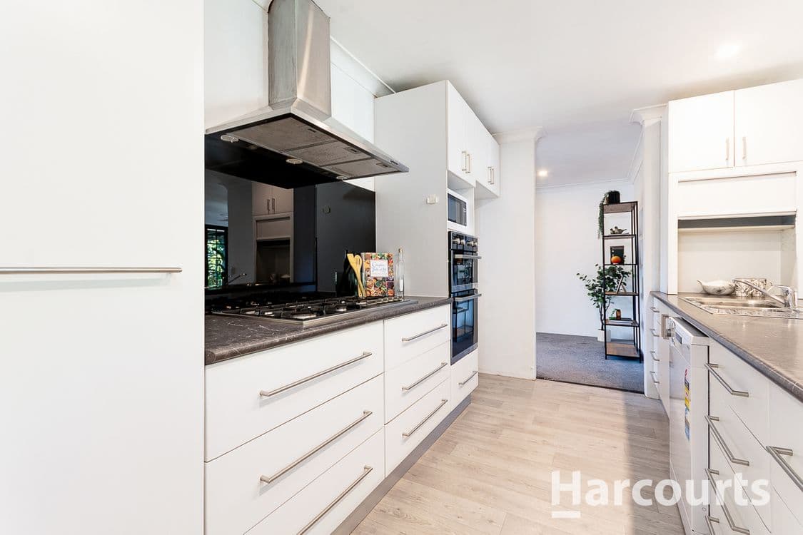 38 Bellanger Drive, BELDON, WA 6027, Beldon - Thumbnail 3