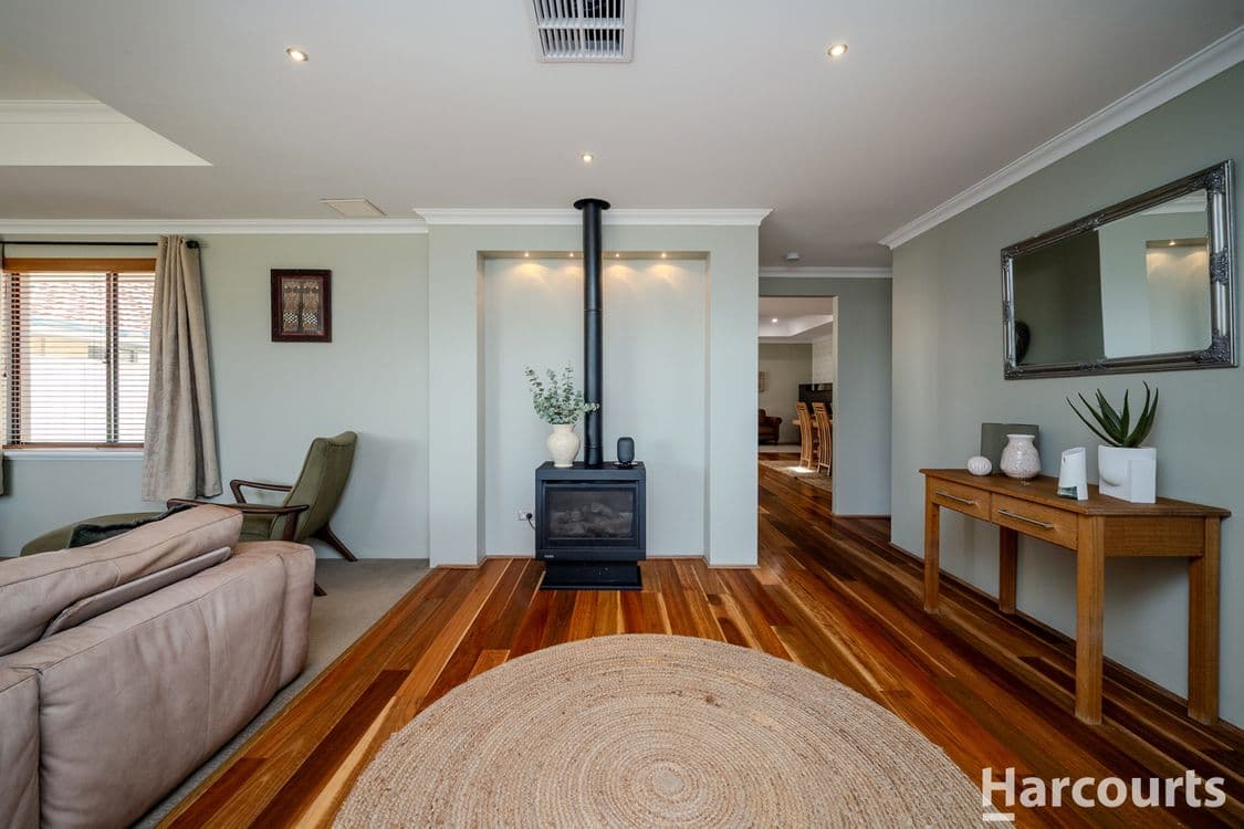 21 Josbury Corner, CARRAMAR, WA 6031, Carramar - Thumbnail 4