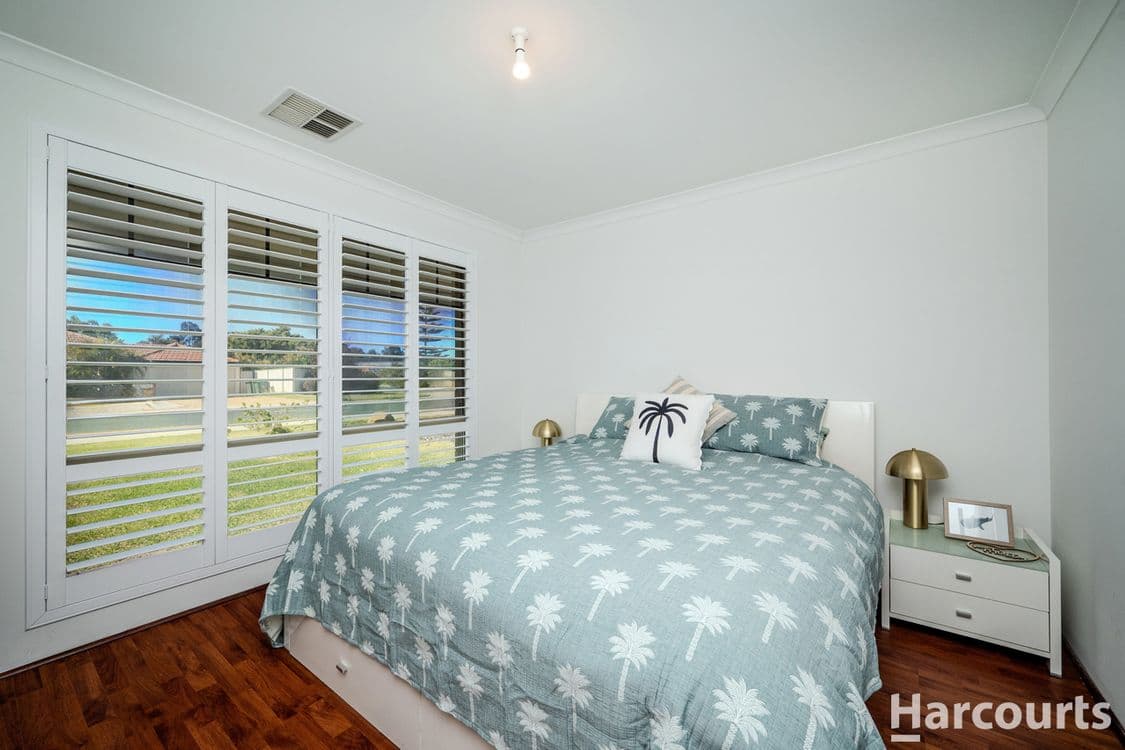 93 Balladong Loop, CARRAMAR, WA 6031, Carramar - Thumbnail 5