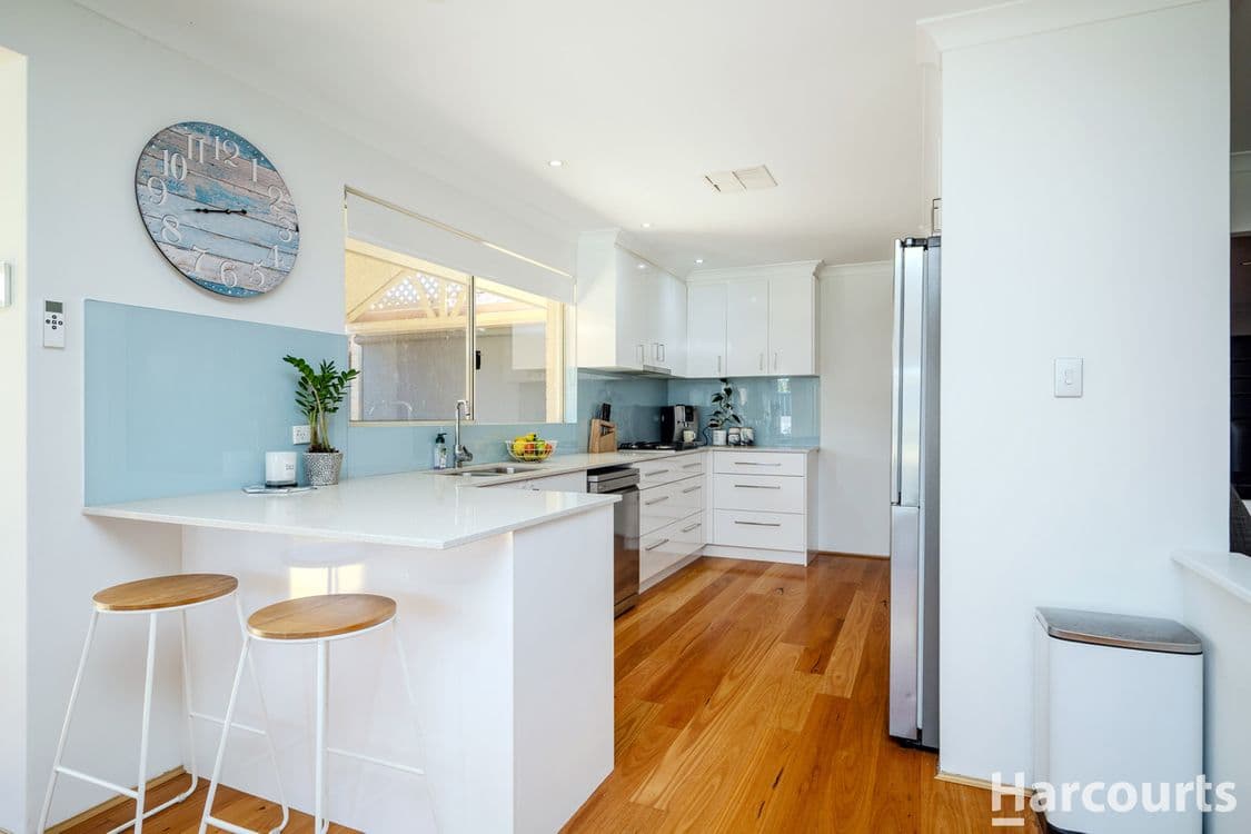 93 Balladong Loop, CARRAMAR, WA 6031, Carramar - Thumbnail 8