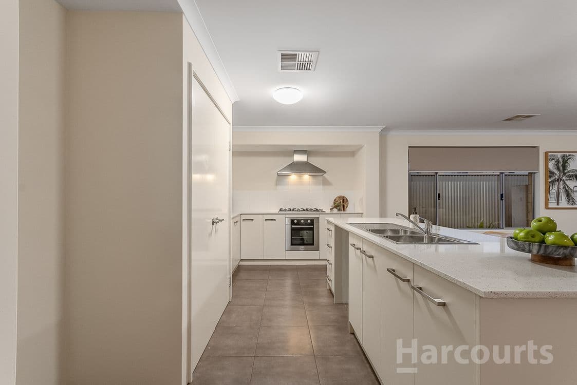 11 Bryde Mews, ALKIMOS, WA 6038, Alkimos - Thumbnail 4