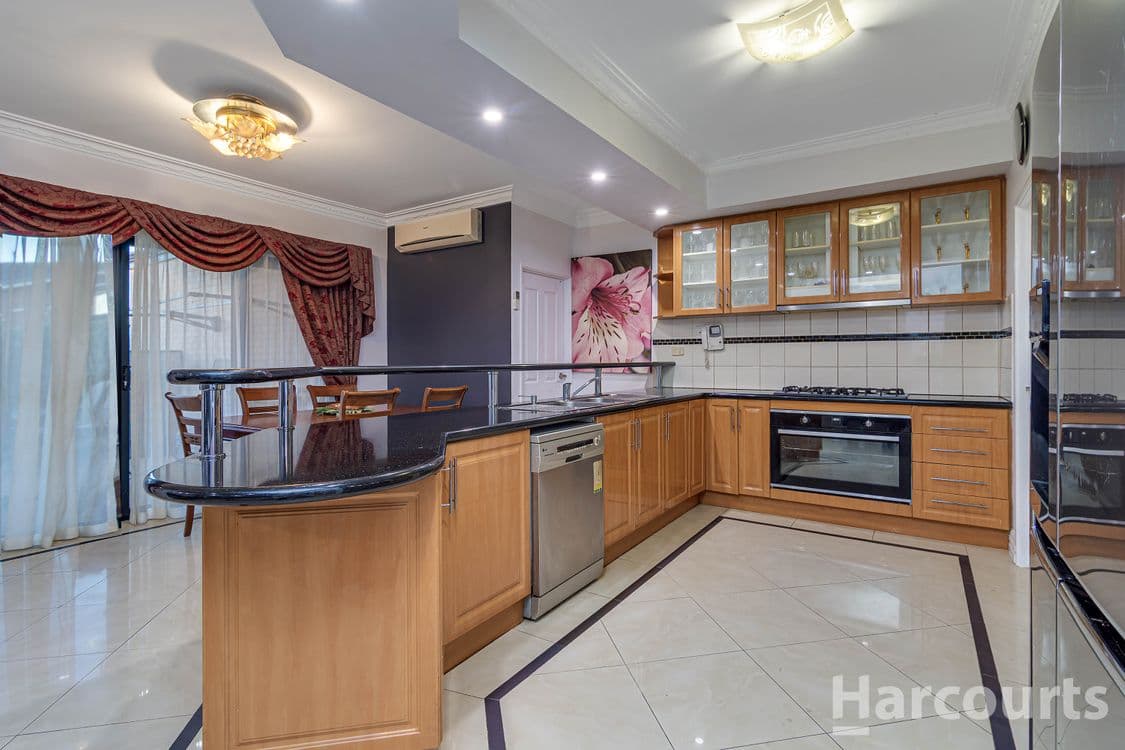 2 Chandela Loop, CURRAMBINE, WA 6028, Currambine - Thumbnail 4
