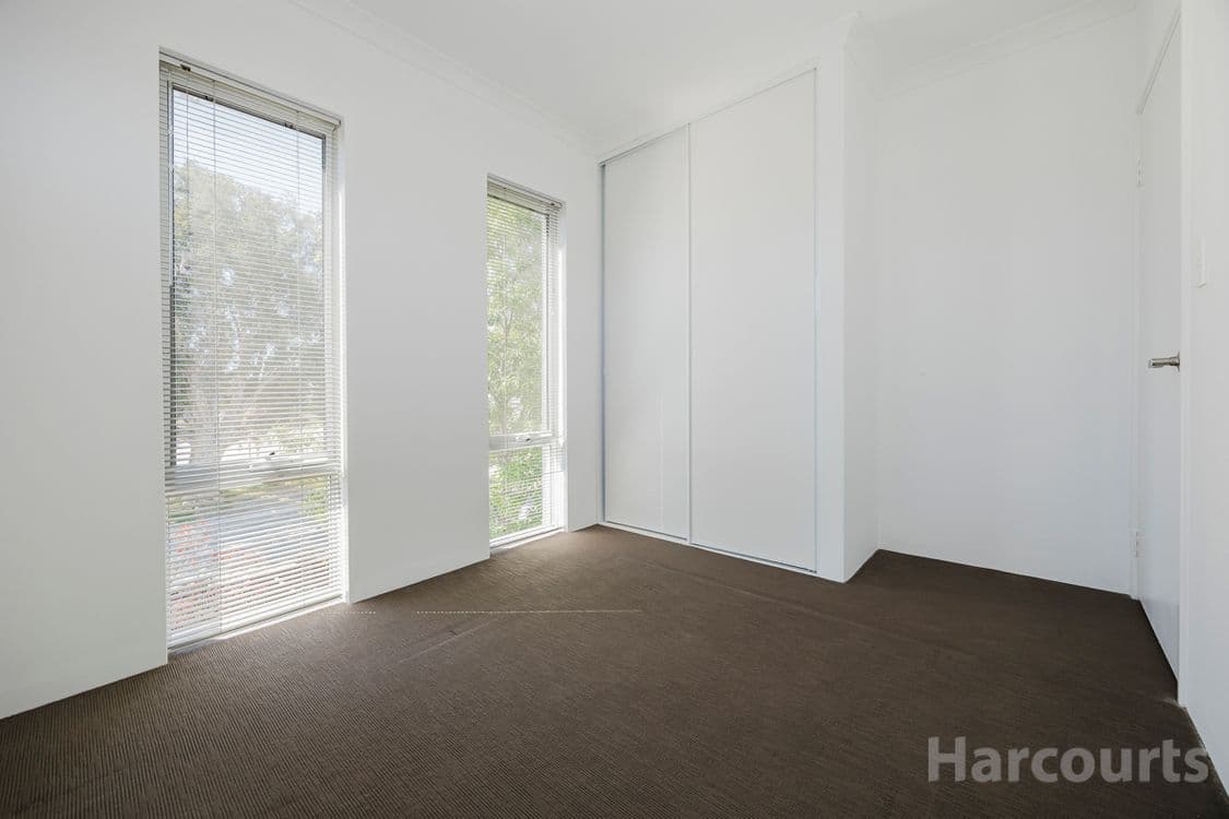 2/1 Spring Avenue, MIDLAND, WA 6056, Midland - Thumbnail 7