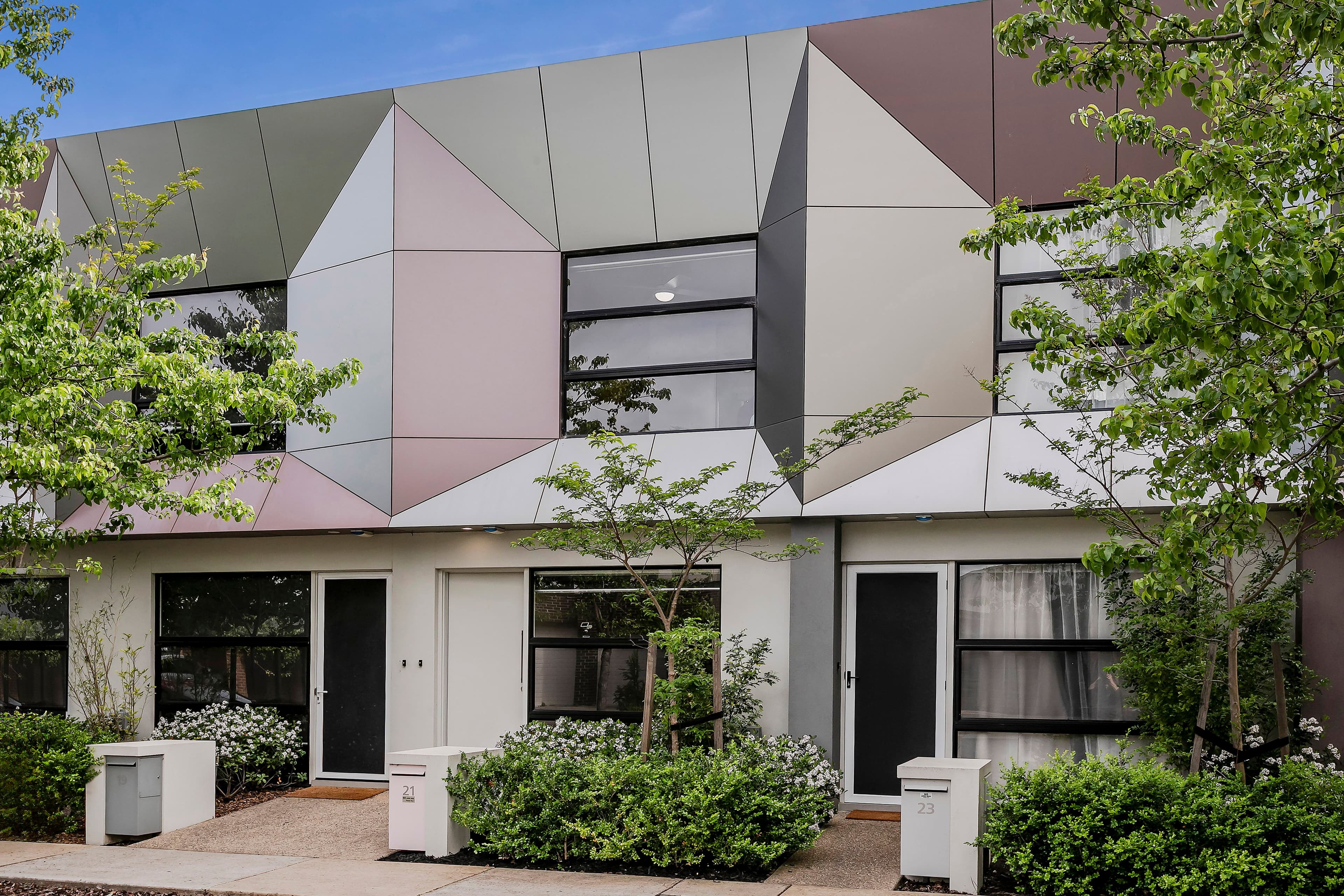 21 Masterdale Court , St Clair SA 5011, St Clair - Thumbnail 2