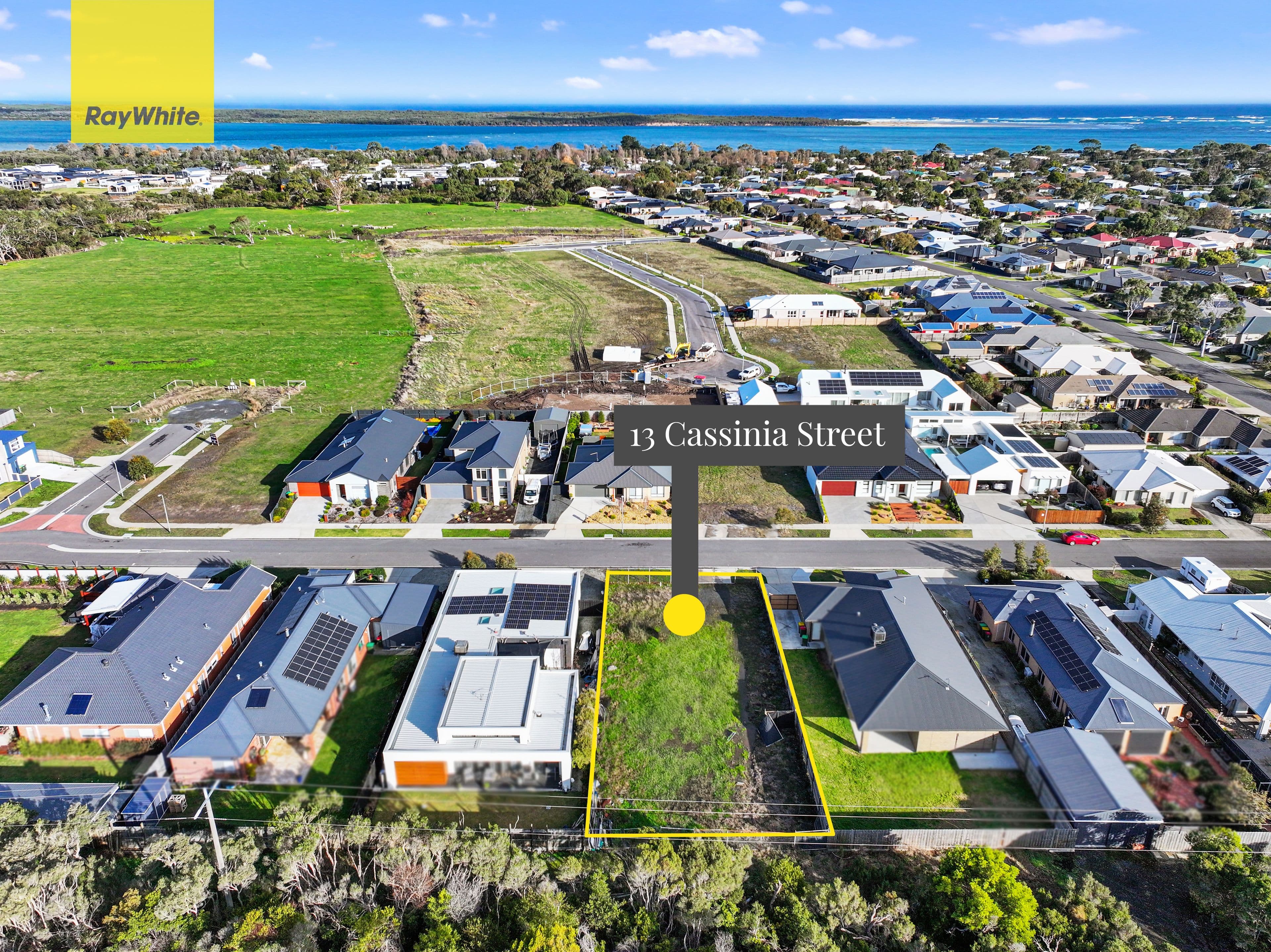 13 Cassinia Street , Inverloch VIC 3996, Inverloch - Image 1