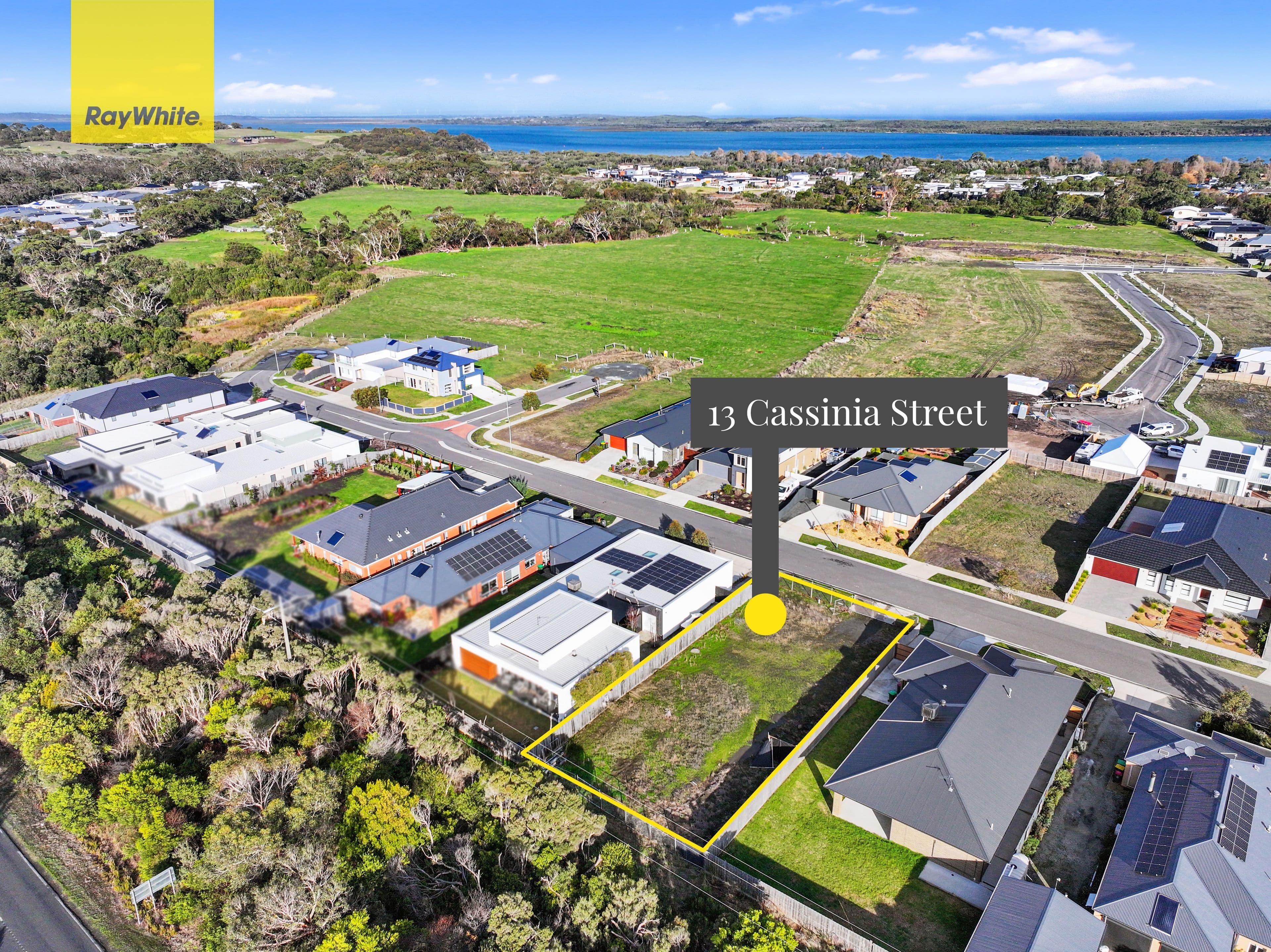 13 Cassinia Street , Inverloch VIC 3996, Inverloch - Thumbnail 4