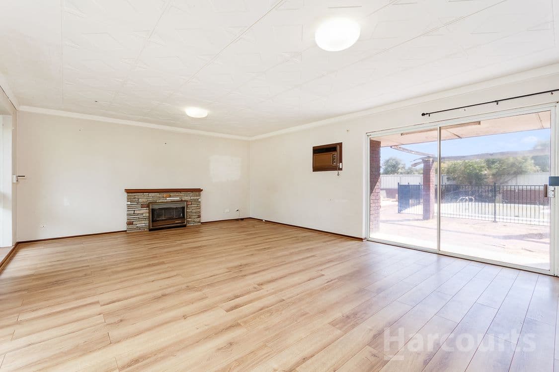 6 Christie Court, WANNEROO, WA 6065, Wanneroo - Thumbnail 4