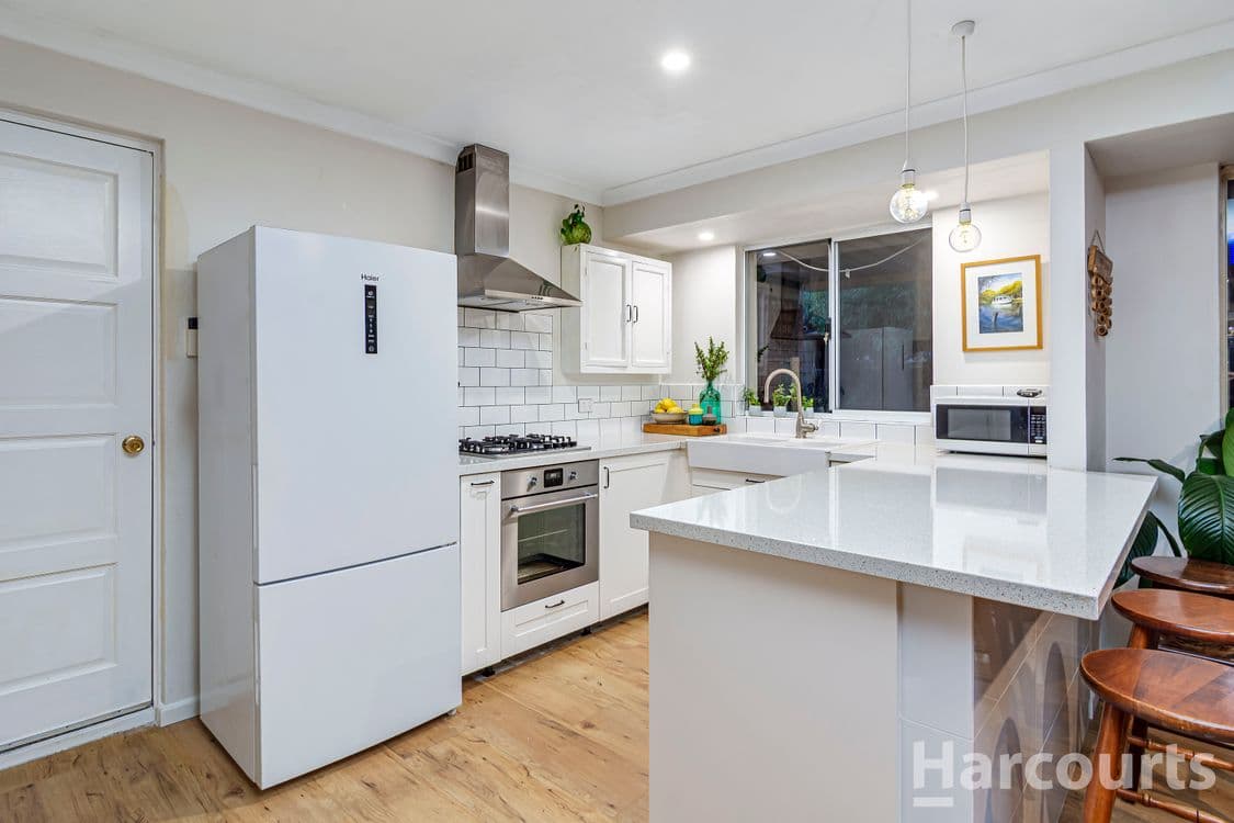 21 Fairmont Place, CURRAMBINE, WA 6028, Currambine - Thumbnail 2