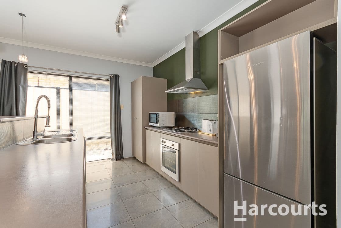 11 Springthorpe Terrace, CLARKSON, WA 6030, Clarkson - Thumbnail 4