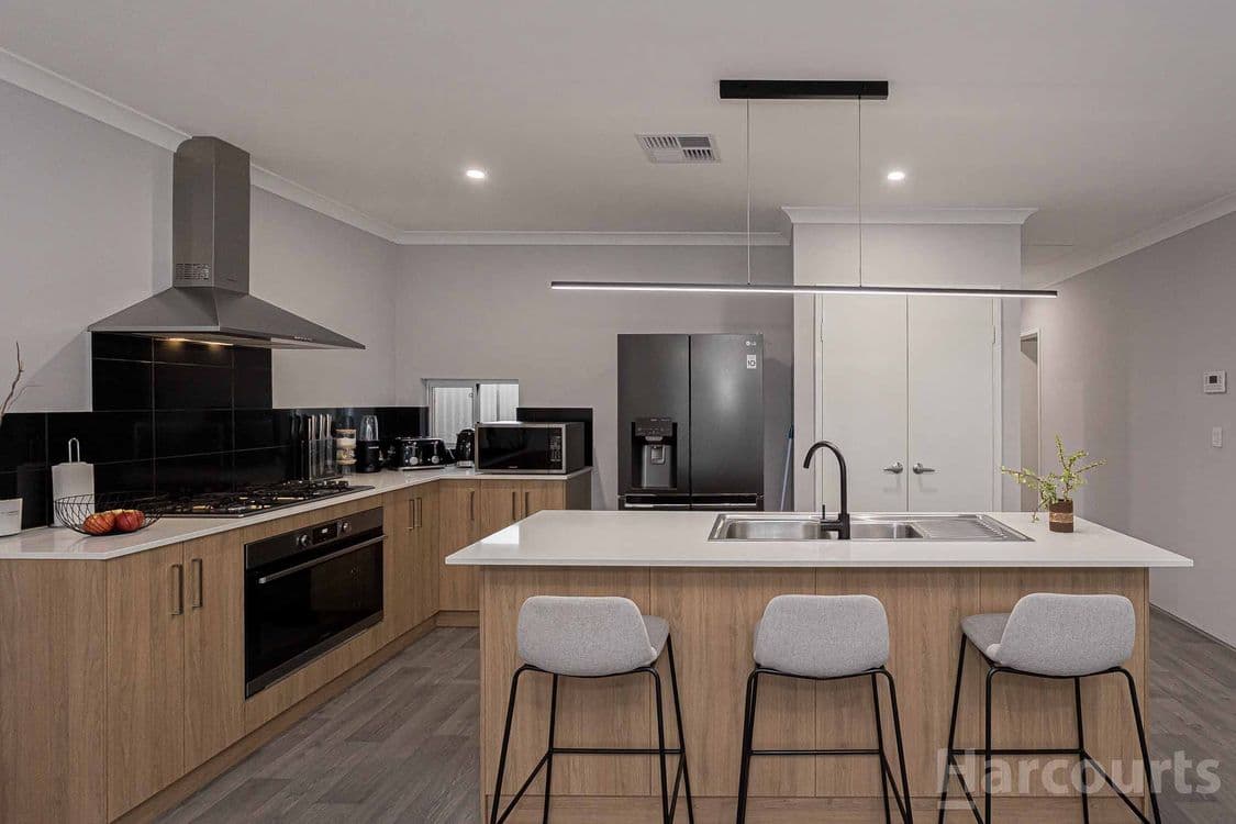 112 Routeburn Street, WANNEROO, WA 6065, Wanneroo - Thumbnail 5