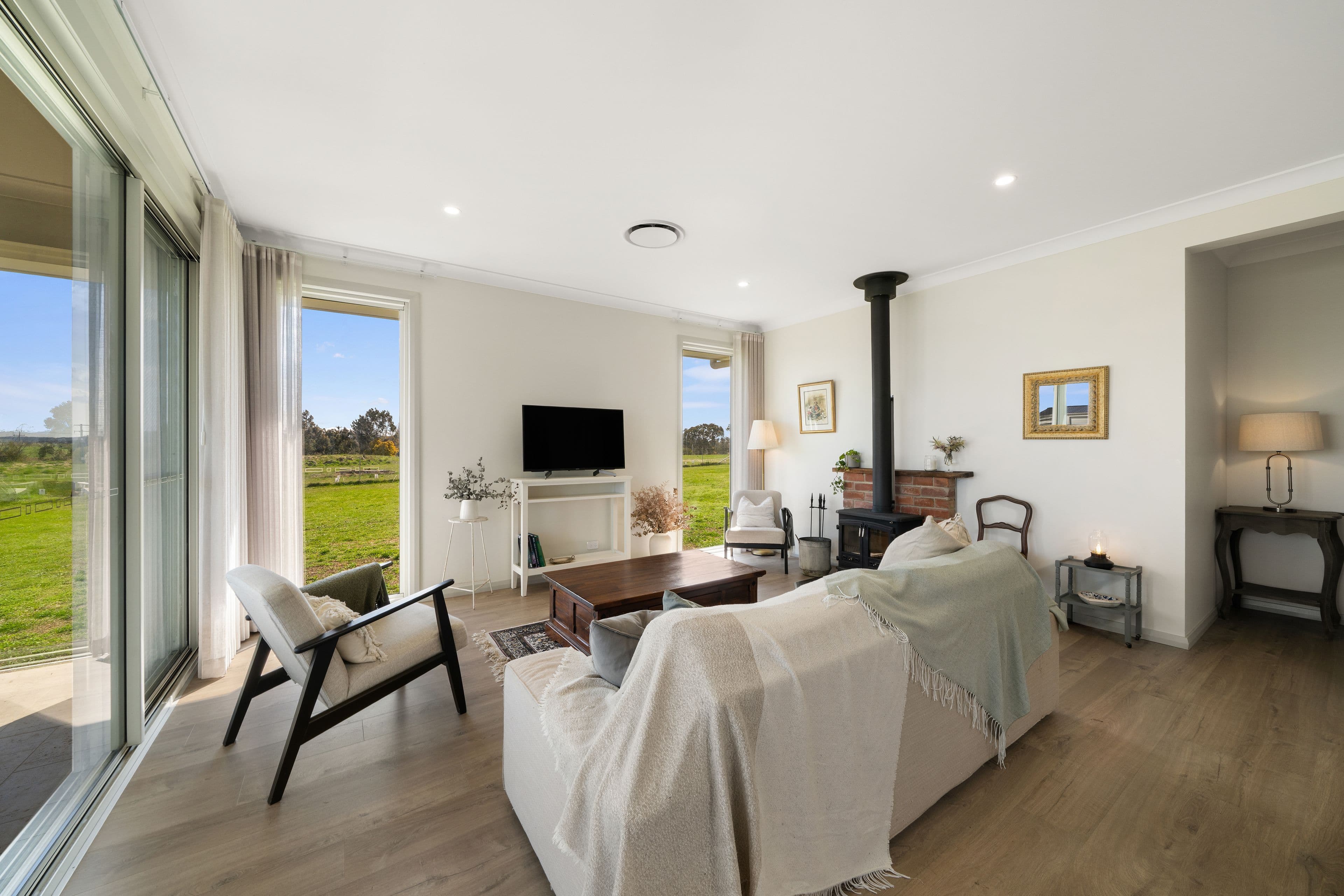 14 Acacia Street , Gundaroo NSW 2620, Gundaroo - Thumbnail 5