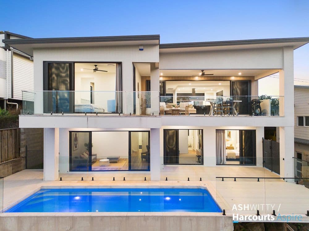 13 Tooloon Street, COOLANGATTA, QLD 4225, Coolangatta - Image 1