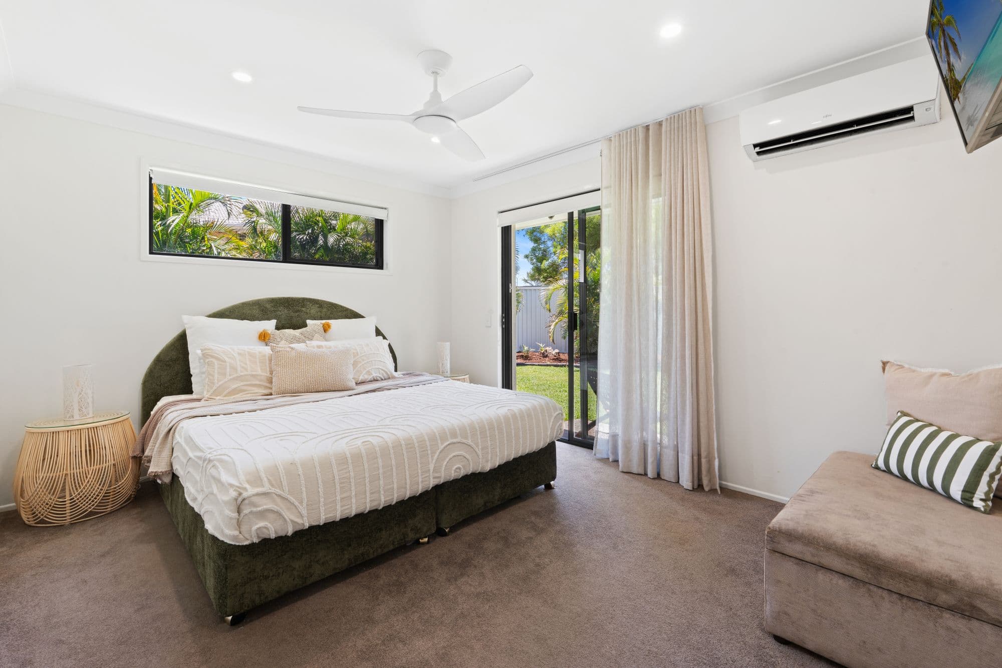 30 Mojave Drive , Burleigh Waters QLD 4220, Burleigh Waters - Thumbnail 7