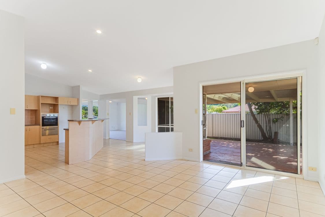 7 Macquarie Street, BANORA POINT, NSW 2486, Banora Point - Thumbnail 3