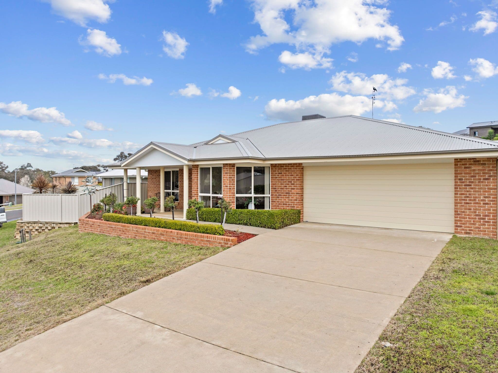 17 Jordan Place , Young NSW 2594, Young - Thumbnail 2