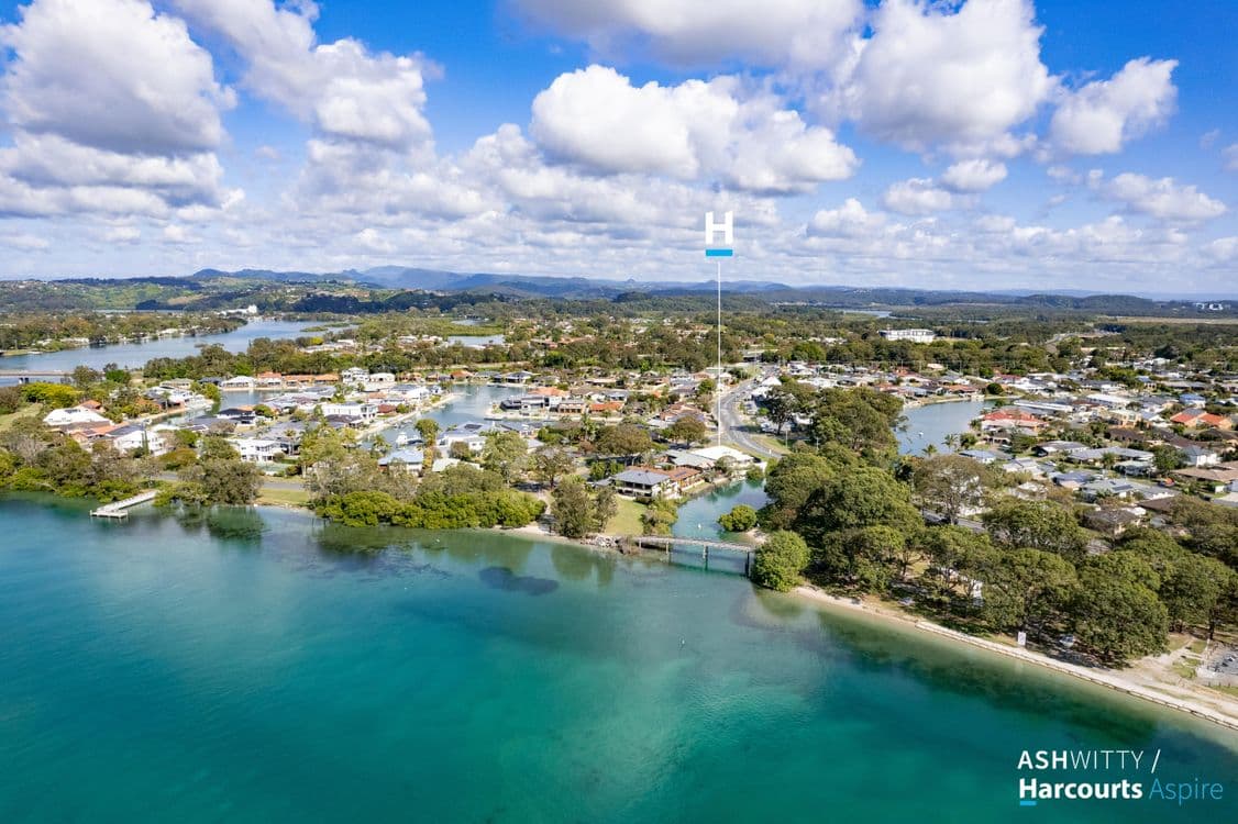 2/2 Crystal Waters Drive, TWEED HEADS, NSW 2485, Tweed Heads - Thumbnail 3