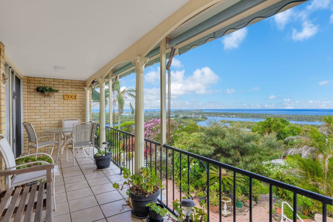 24 Walter Crescent, BANORA POINT, NSW 2486, Banora Point - Thumbnail 2