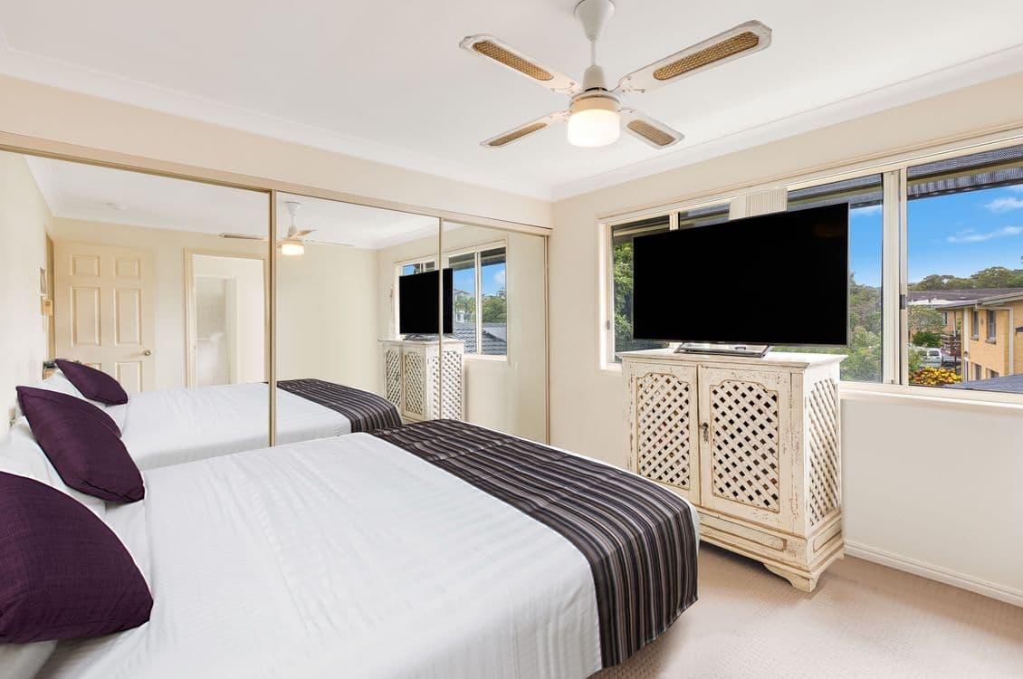 1/40 Coolangatta Road, COOLANGATTA, QLD 4225, Coolangatta - Thumbnail 5