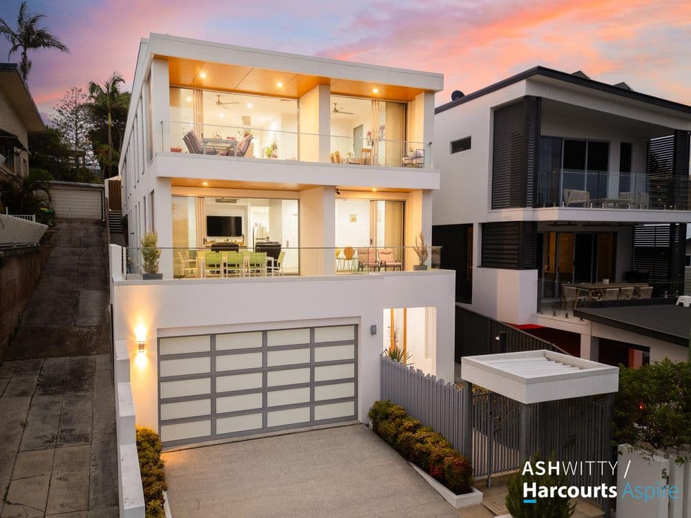 51 Mclean Street, COOLANGATTA, QLD 4225, Coolangatta - Image 1
