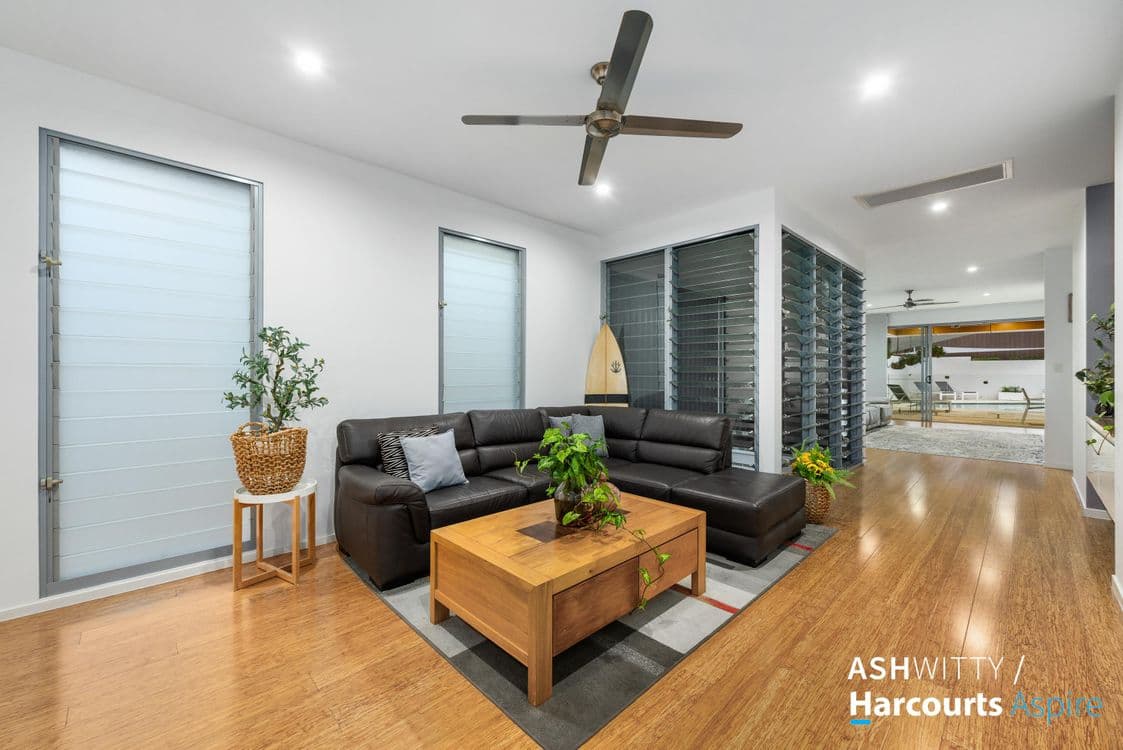 51 Mclean Street, COOLANGATTA, QLD 4225, Coolangatta - Thumbnail 8