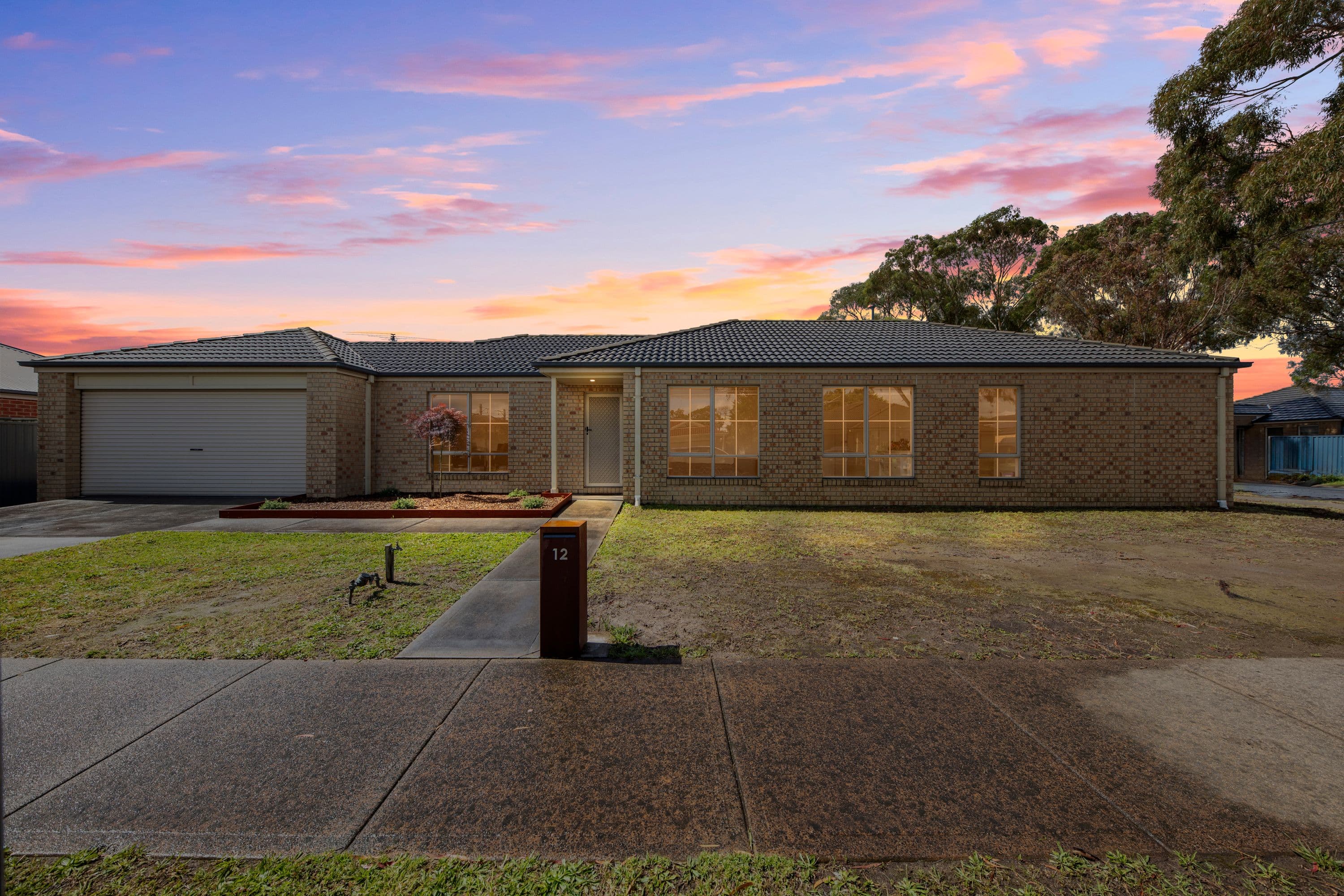 12 Mallee Circuit, Pakenham - Image 1