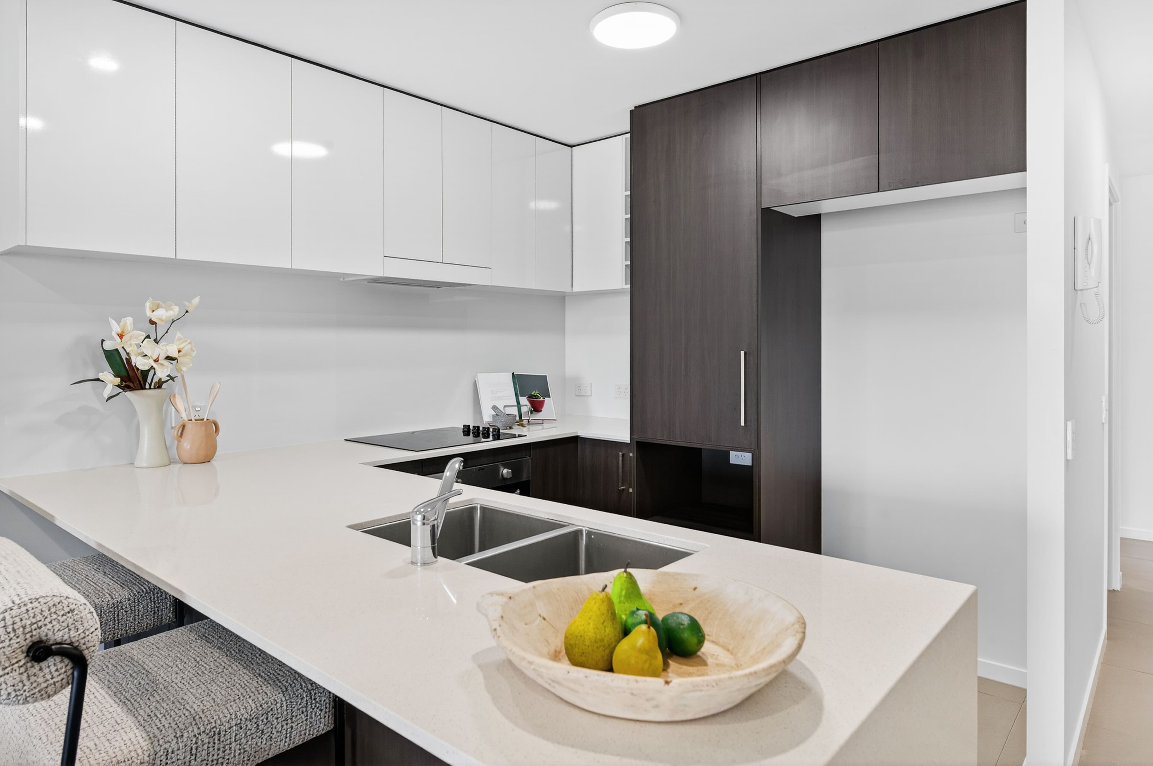 26 Spendelove Avenue , Southport QLD 4215, Southport - Thumbnail 6