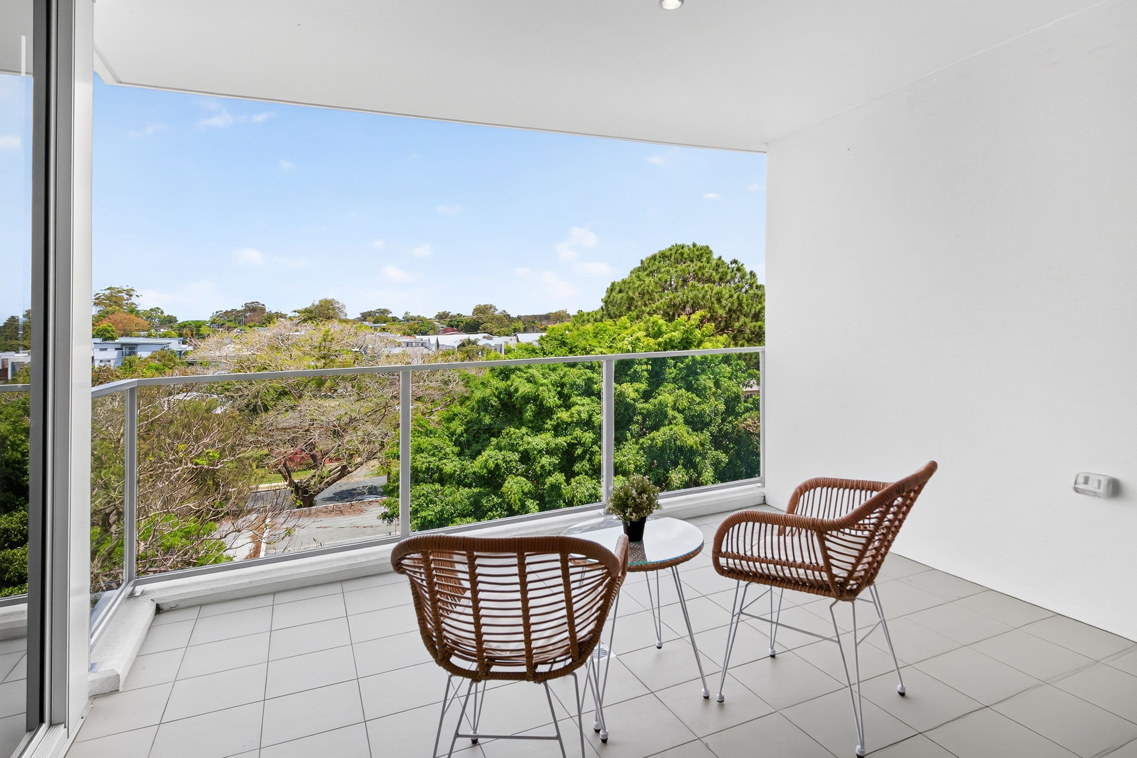 26 Spendelove Avenue , Southport QLD 4215, Southport - Thumbnail 7