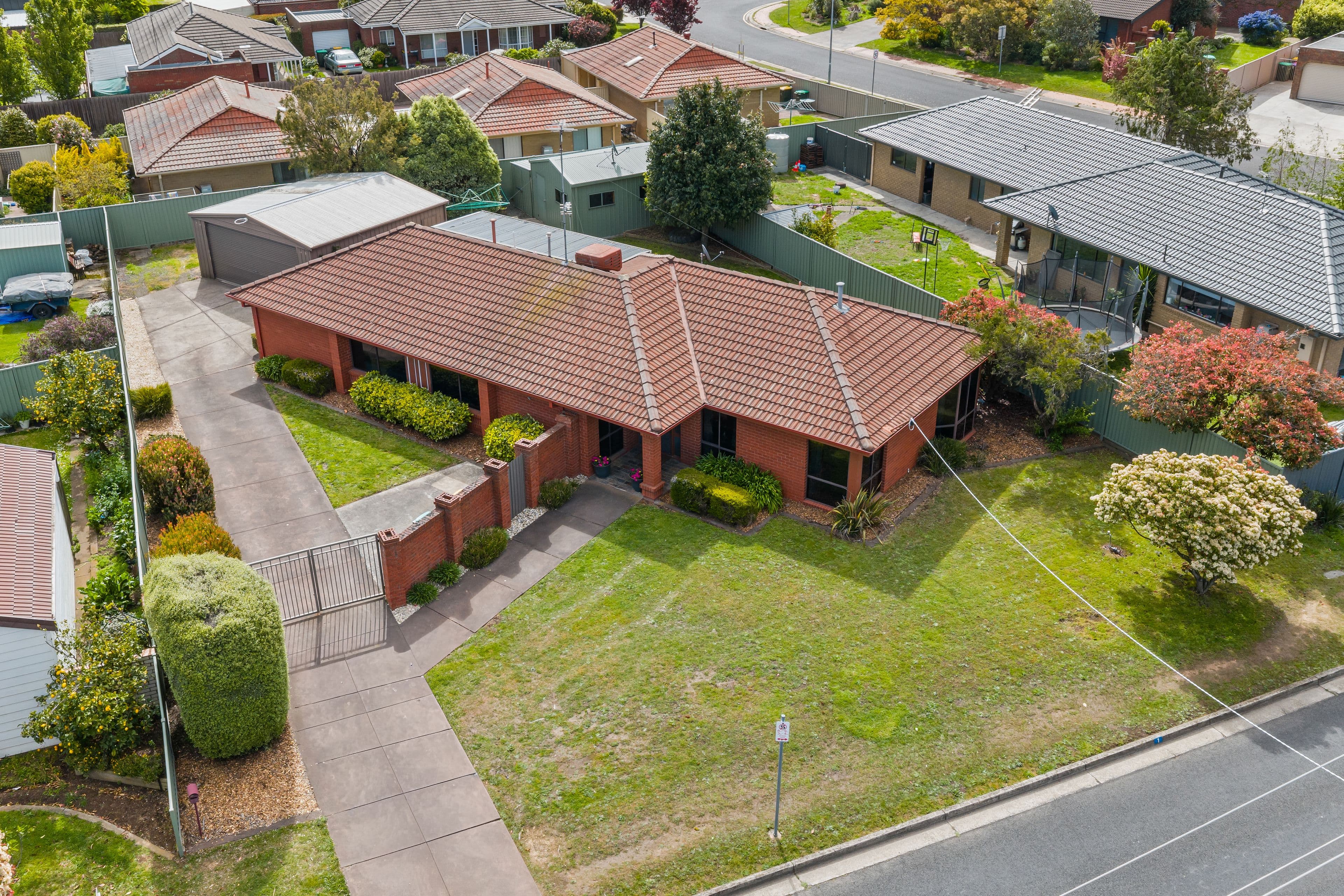 1 Elaine Avenue , Alfredton VIC 3350, Alfredton - Image 1