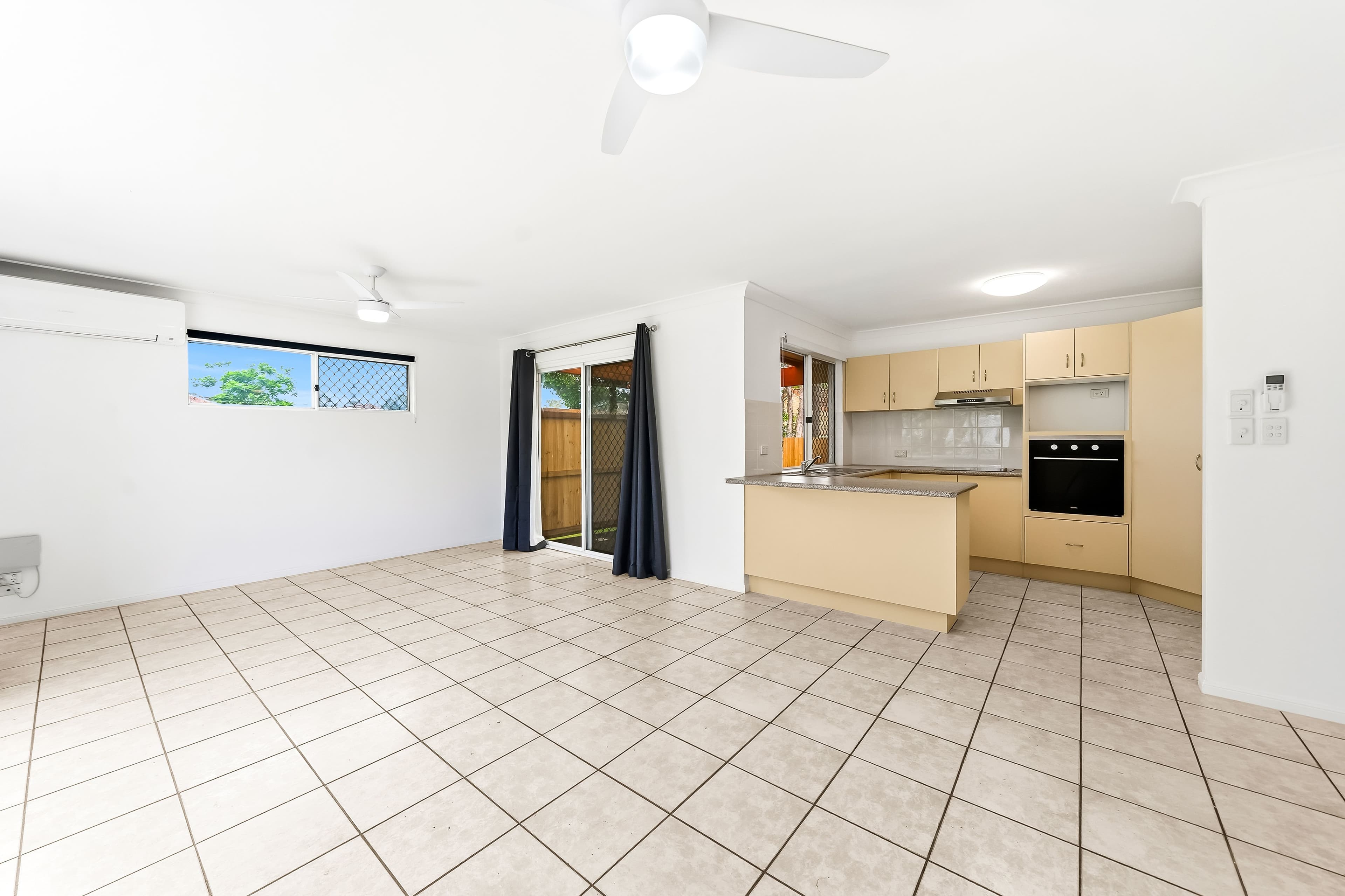 66 Victor Street , Runcorn QLD 4113, Runcorn - Thumbnail 2