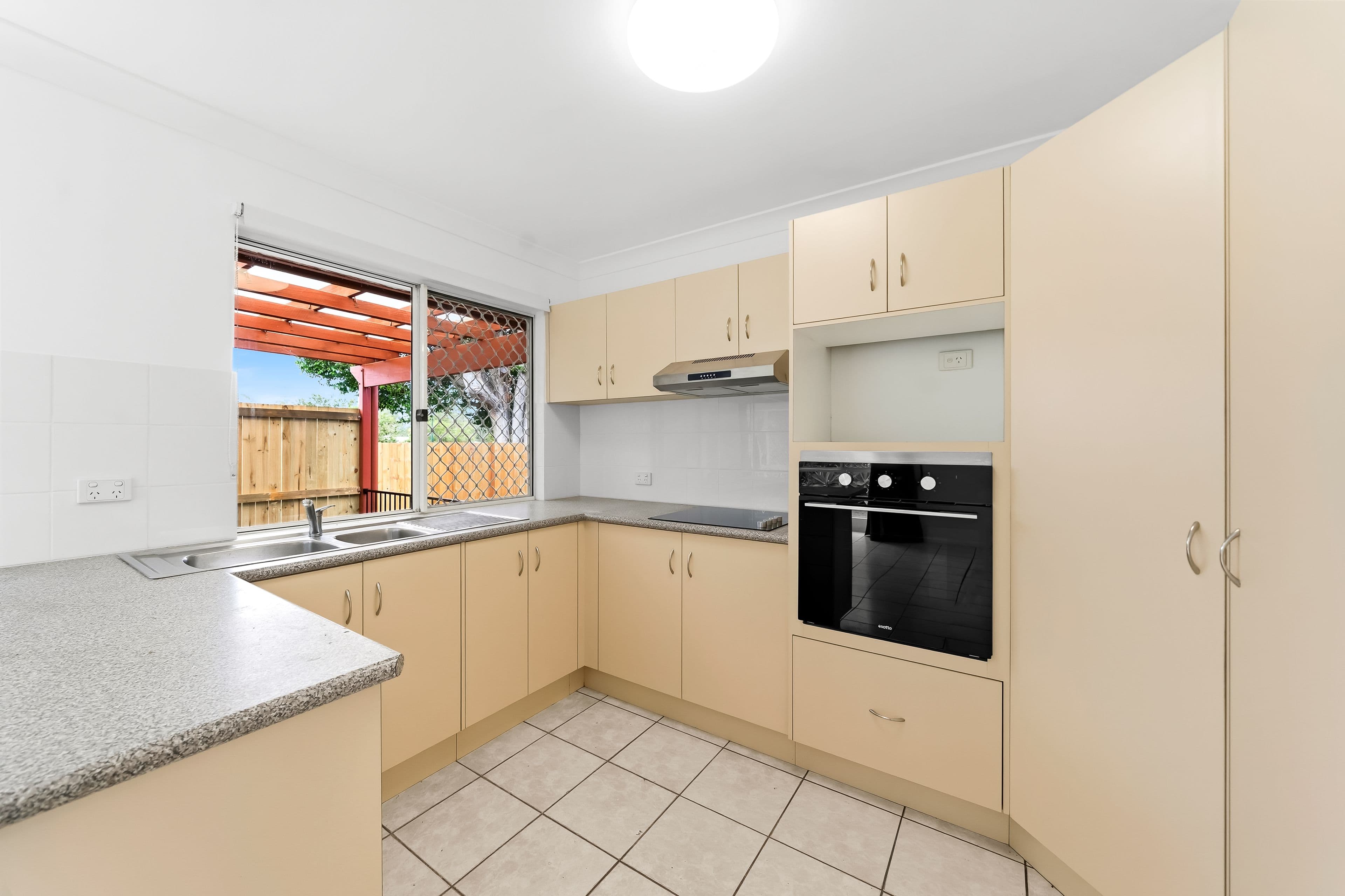 66 Victor Street , Runcorn QLD 4113, Runcorn - Thumbnail 3
