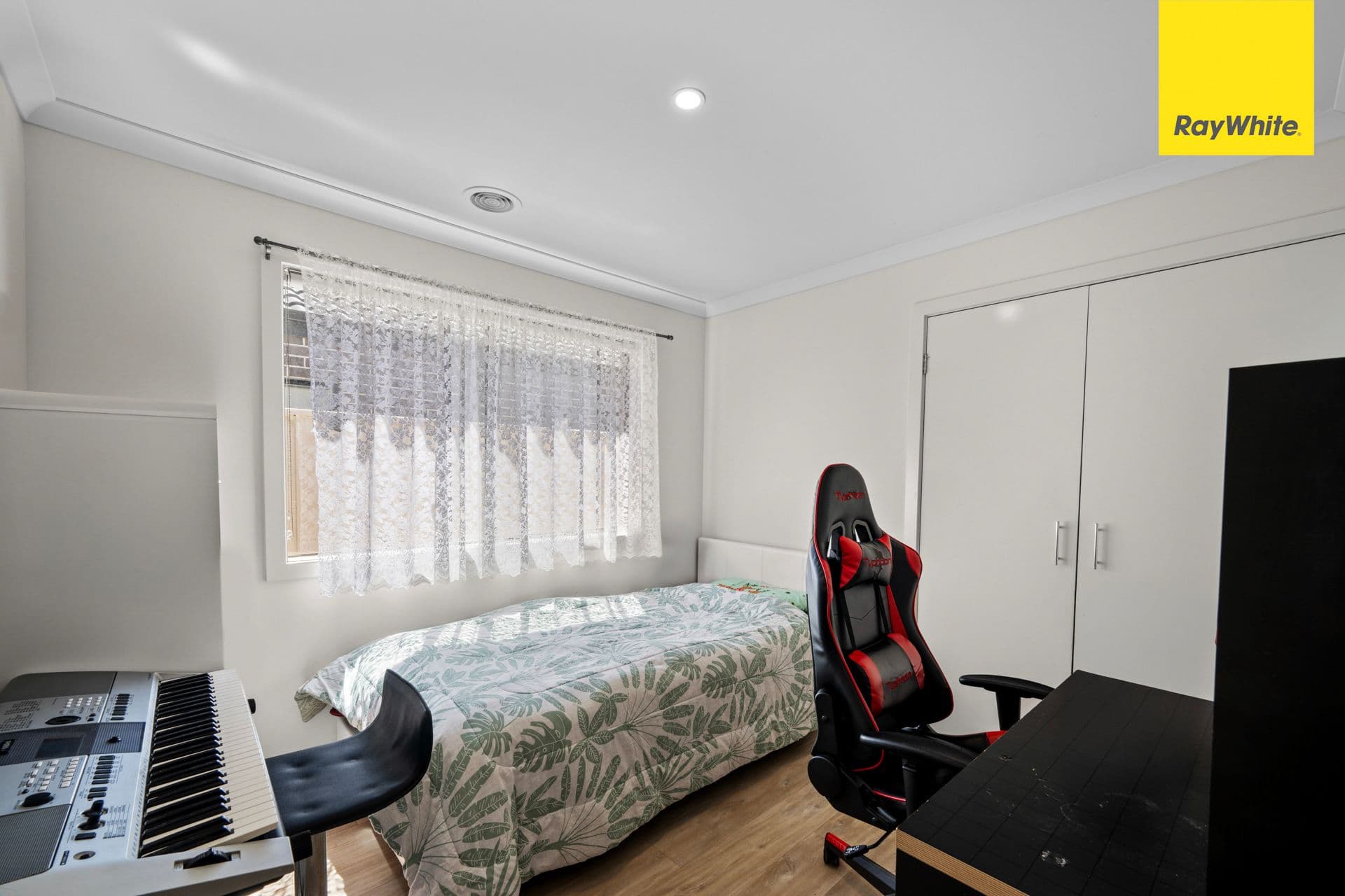 126 Oldbridge Boulevard , WEIR VIEWS VIC 3338, Weir Views - Thumbnail 4