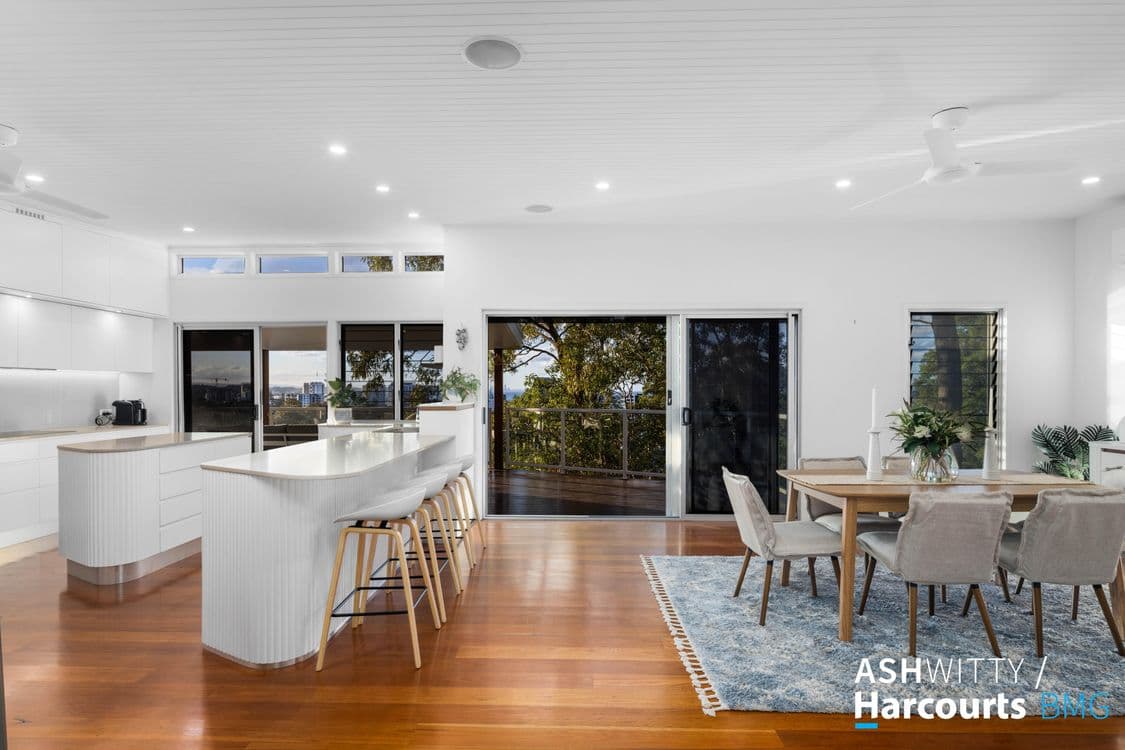 57 Rutledge Street, COOLANGATTA, QLD 4225, Coolangatta - Thumbnail 5